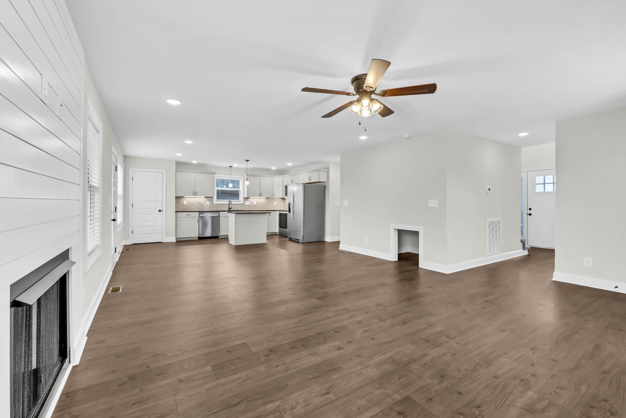 213 Wexford Way Property Photo 8
