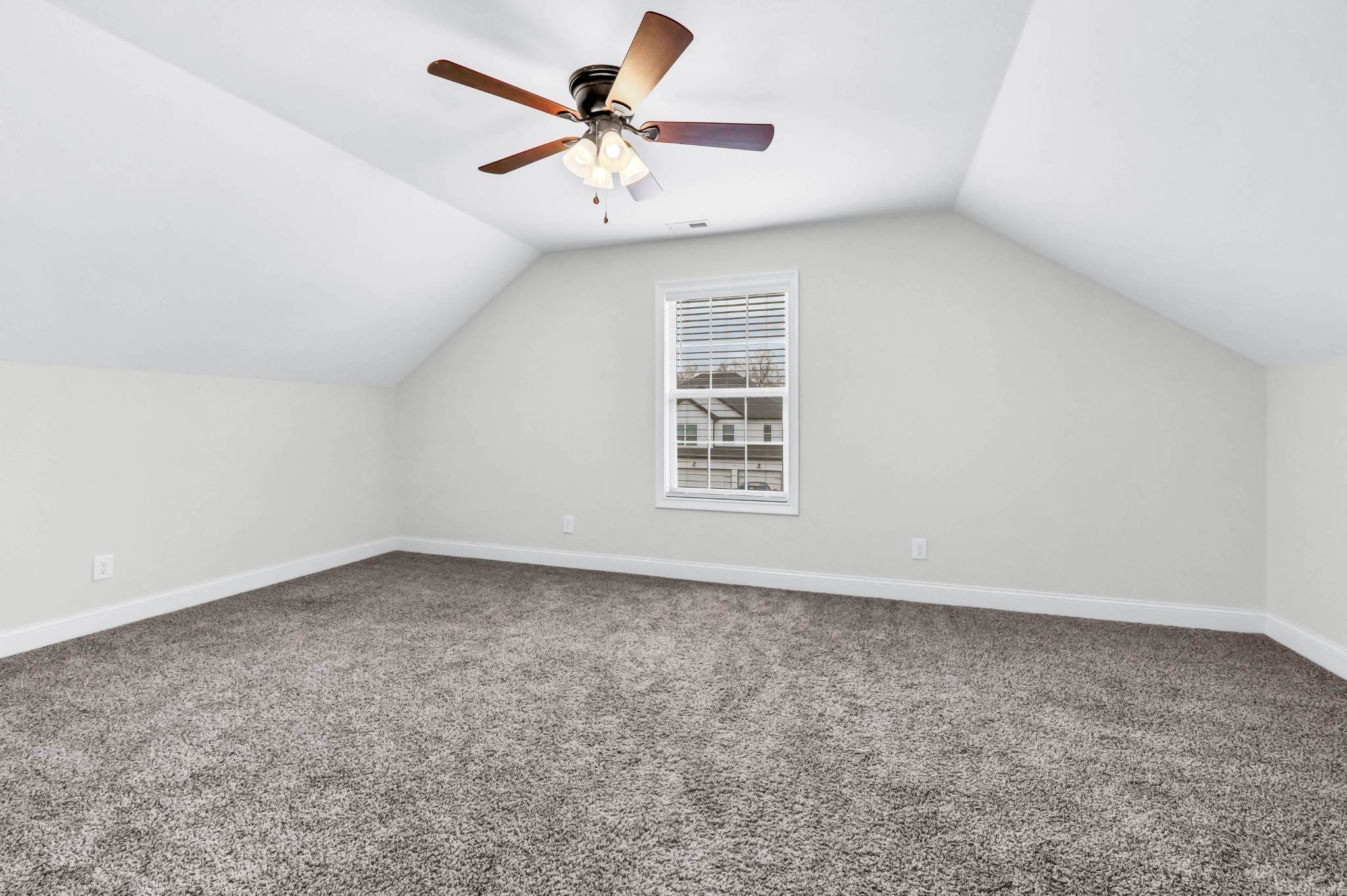 213 Wexford Way Property Photo 27