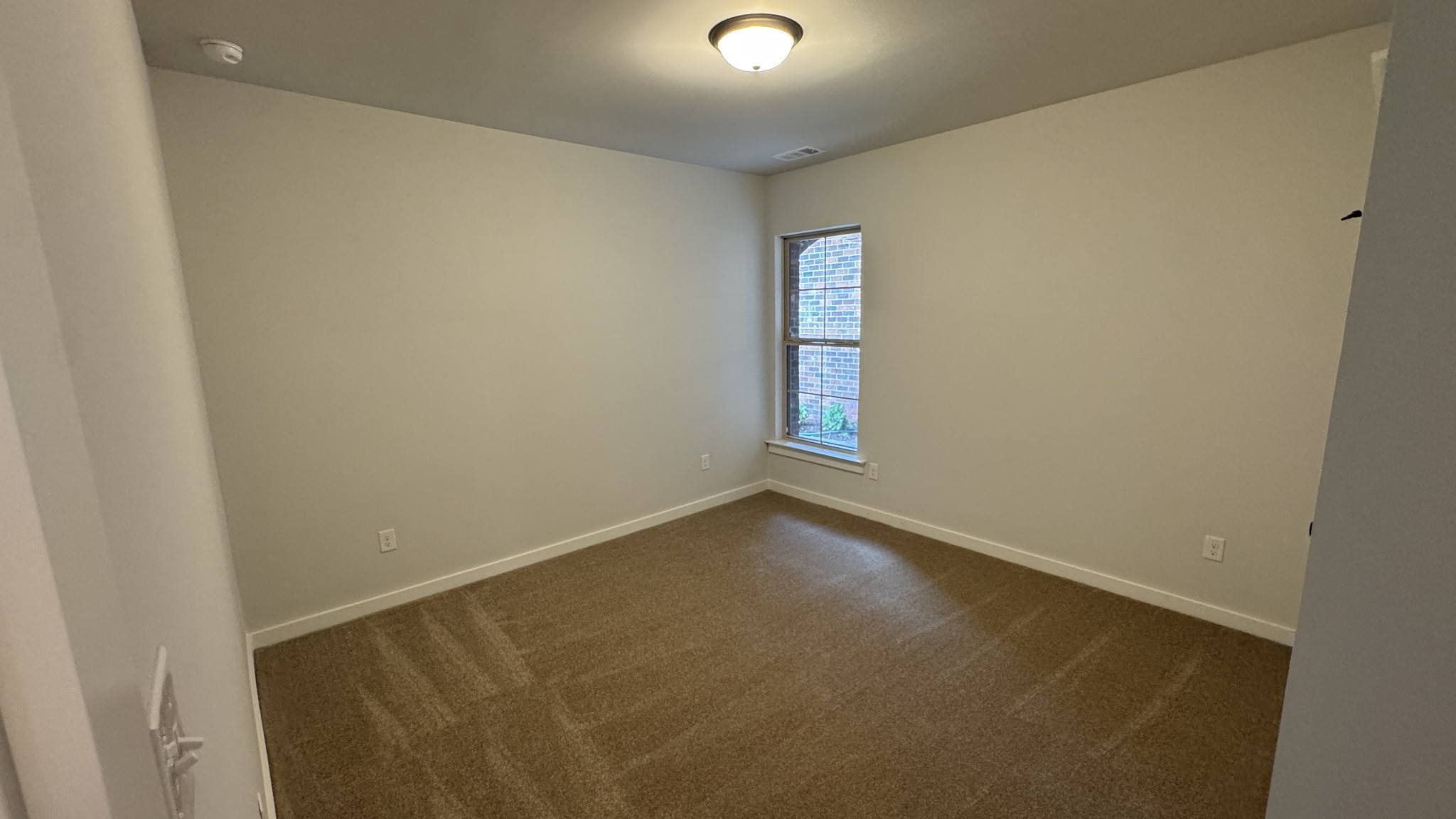 498 W Foxrun Property Photo 10