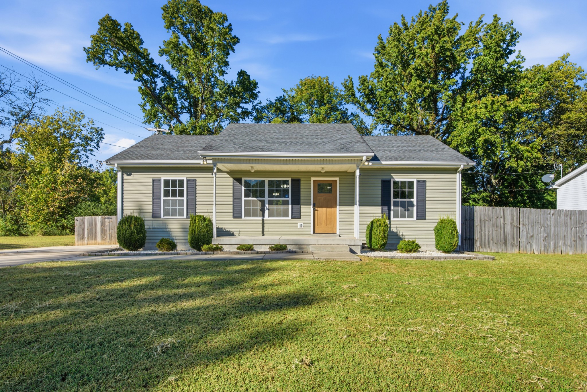 101 Brookside Dr Property Photo 1
