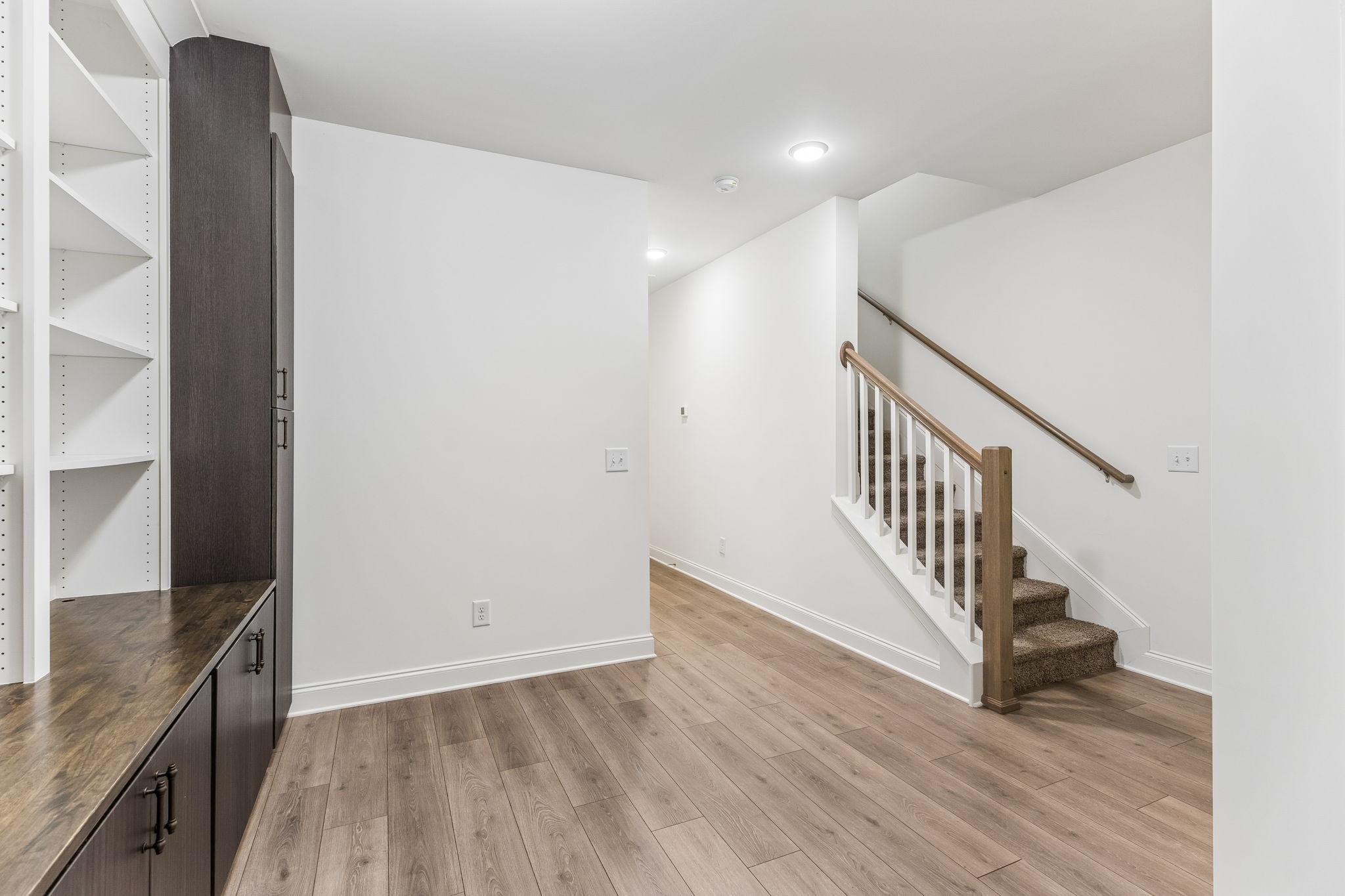 424 Portsdale Drive Property Photo 34