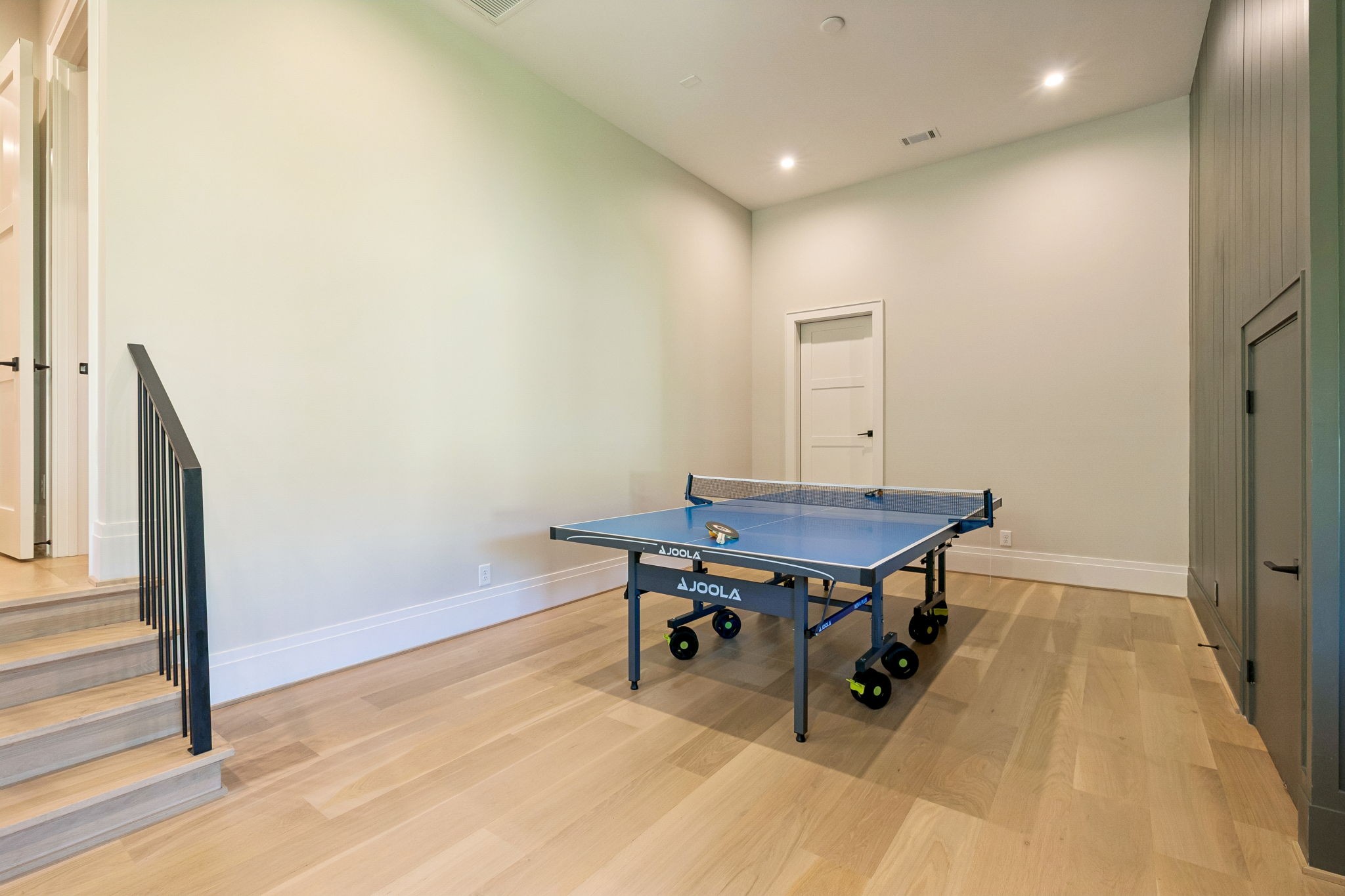 809 Brentview Dr Property Photo 46