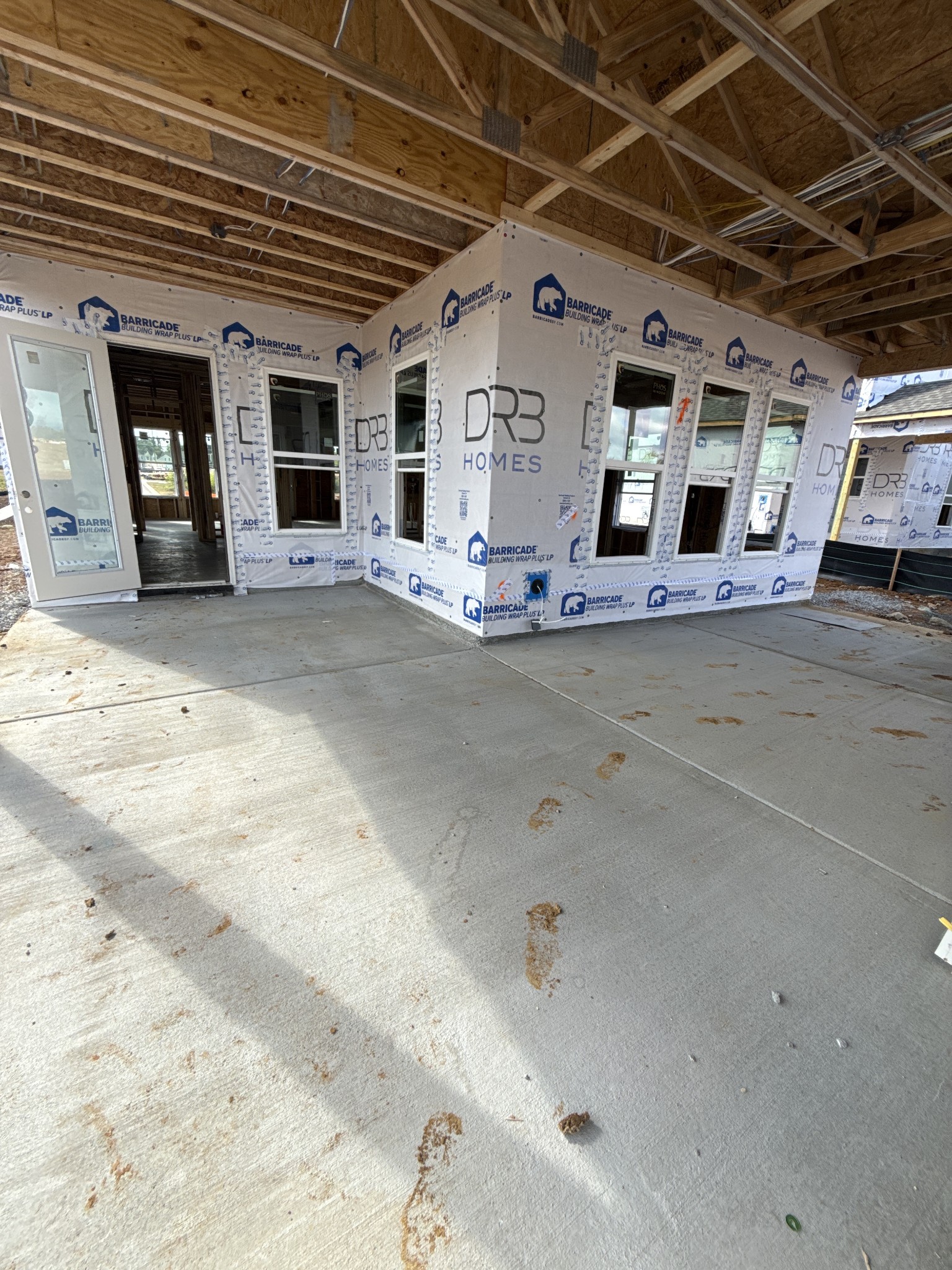 2233 Headwaters Drive Property Photo 6