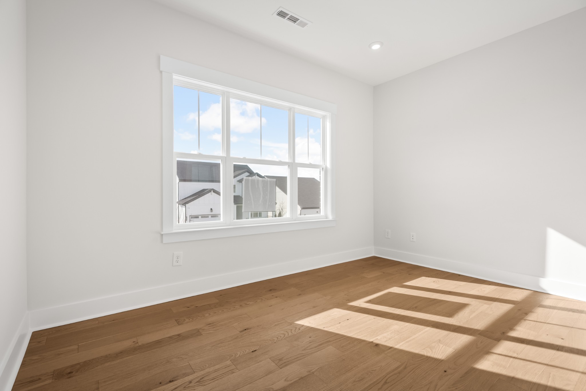 106 Cedarstone Drive Property Photo 3