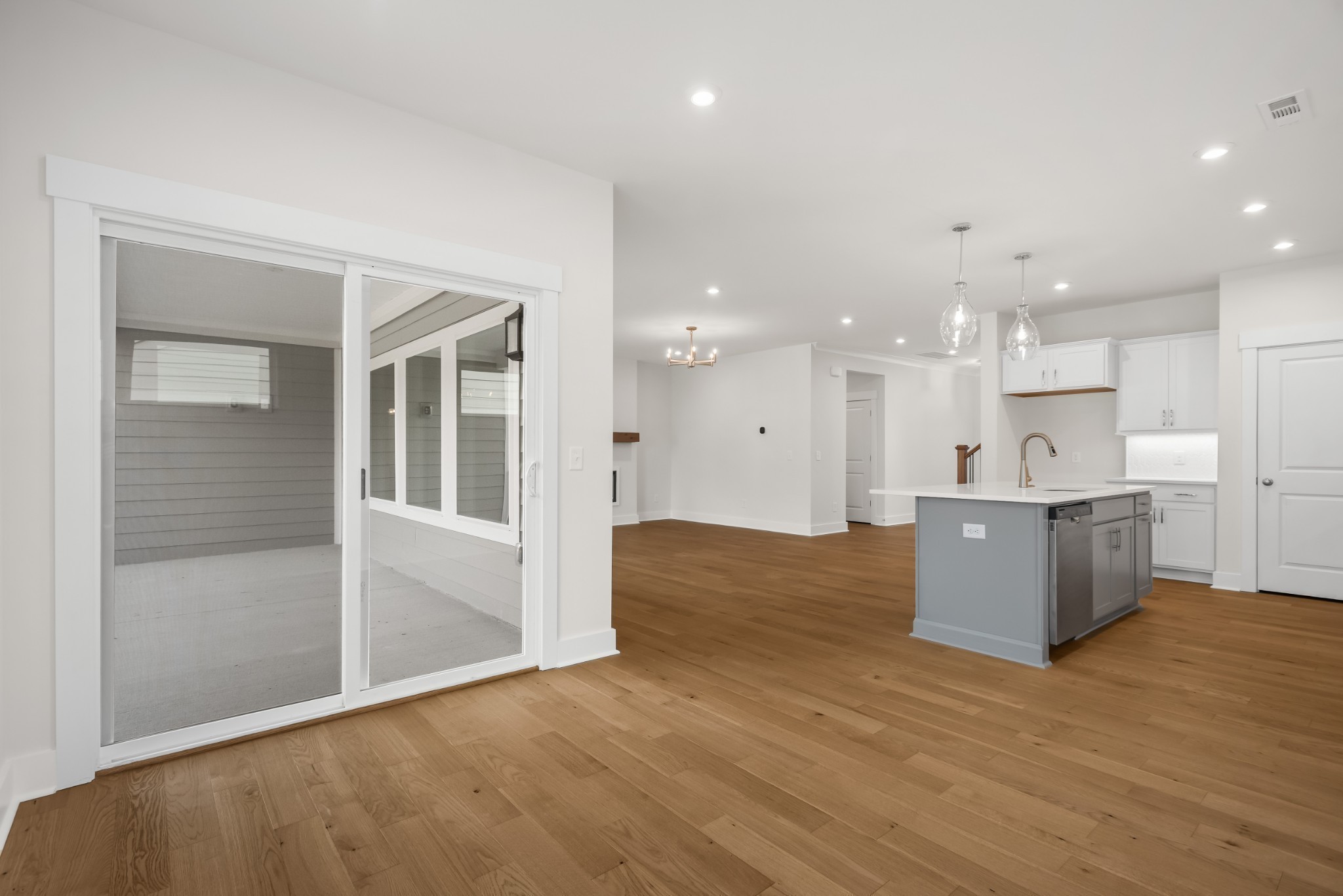 106 Cedarstone Drive Property Photo 12