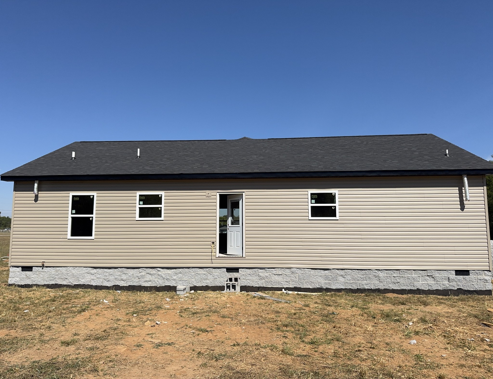 2113 Laws Hill Cir Property Photo 4