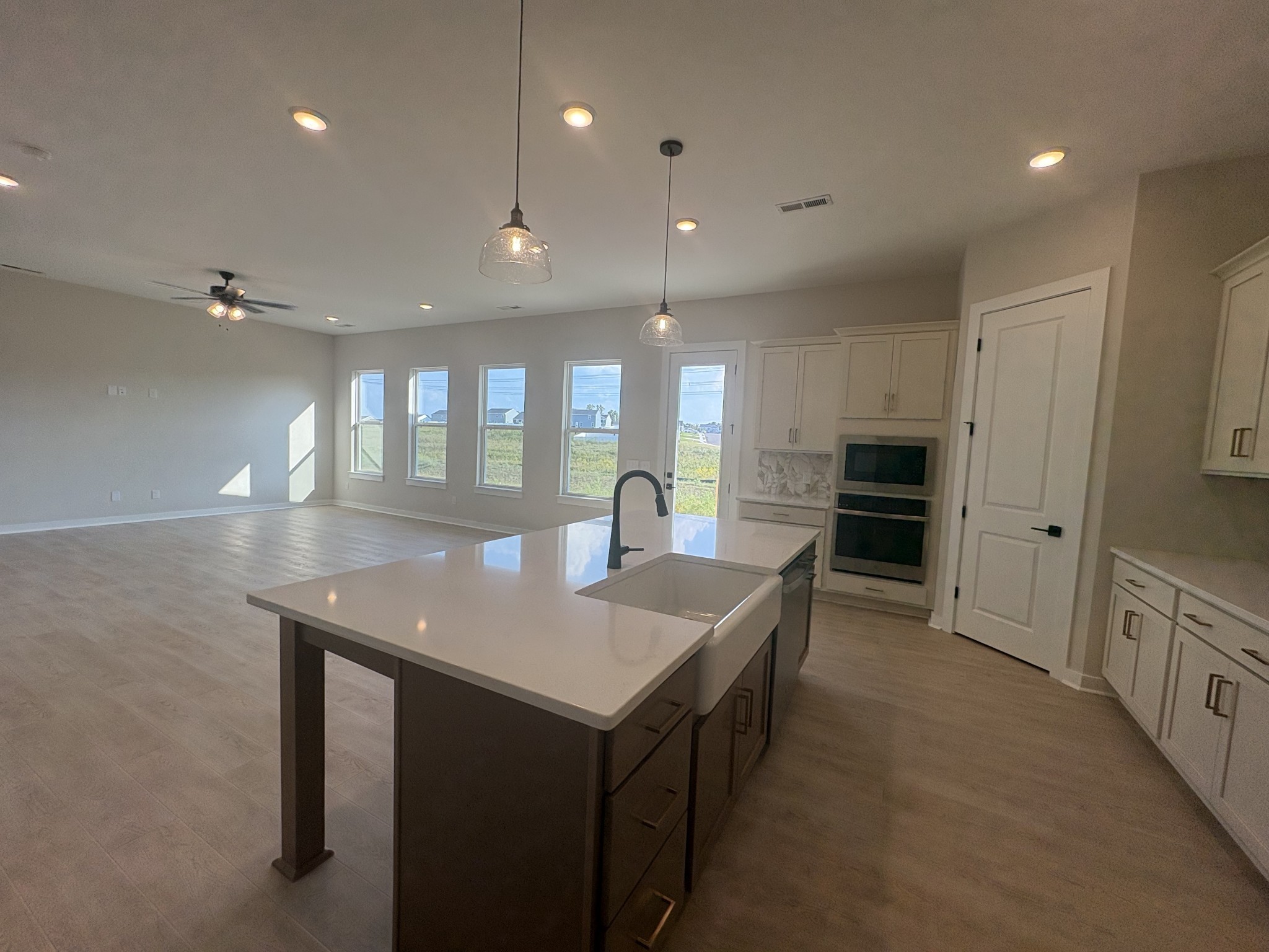 2232 Headwaters Dr Property Photo 3