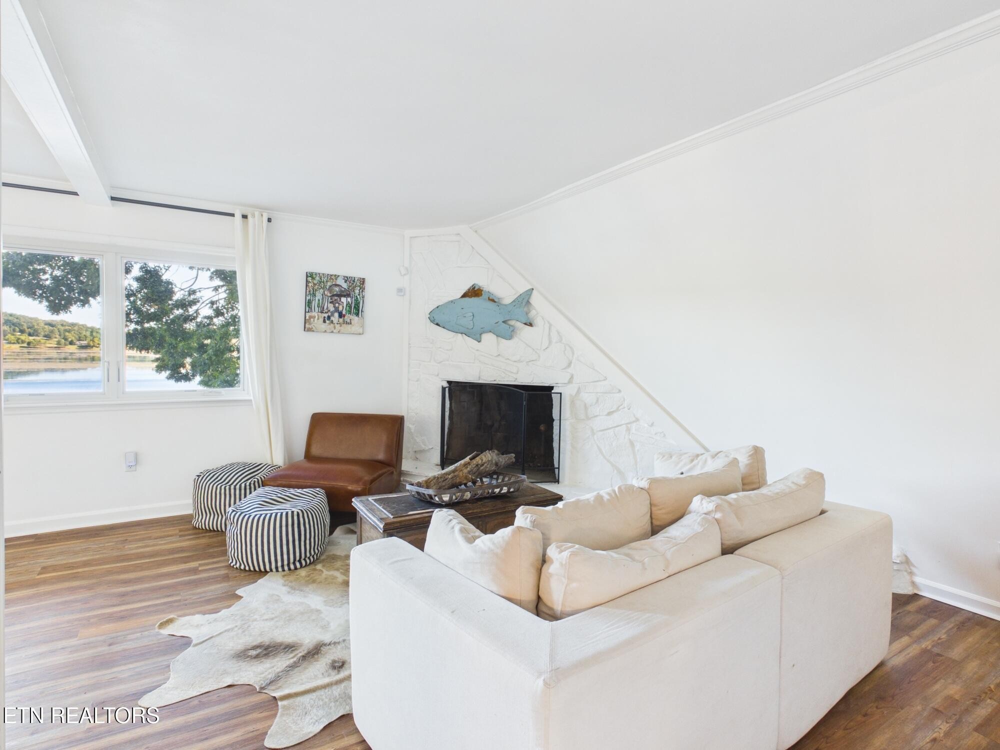 211 Dabbs Drive Property Photo 11