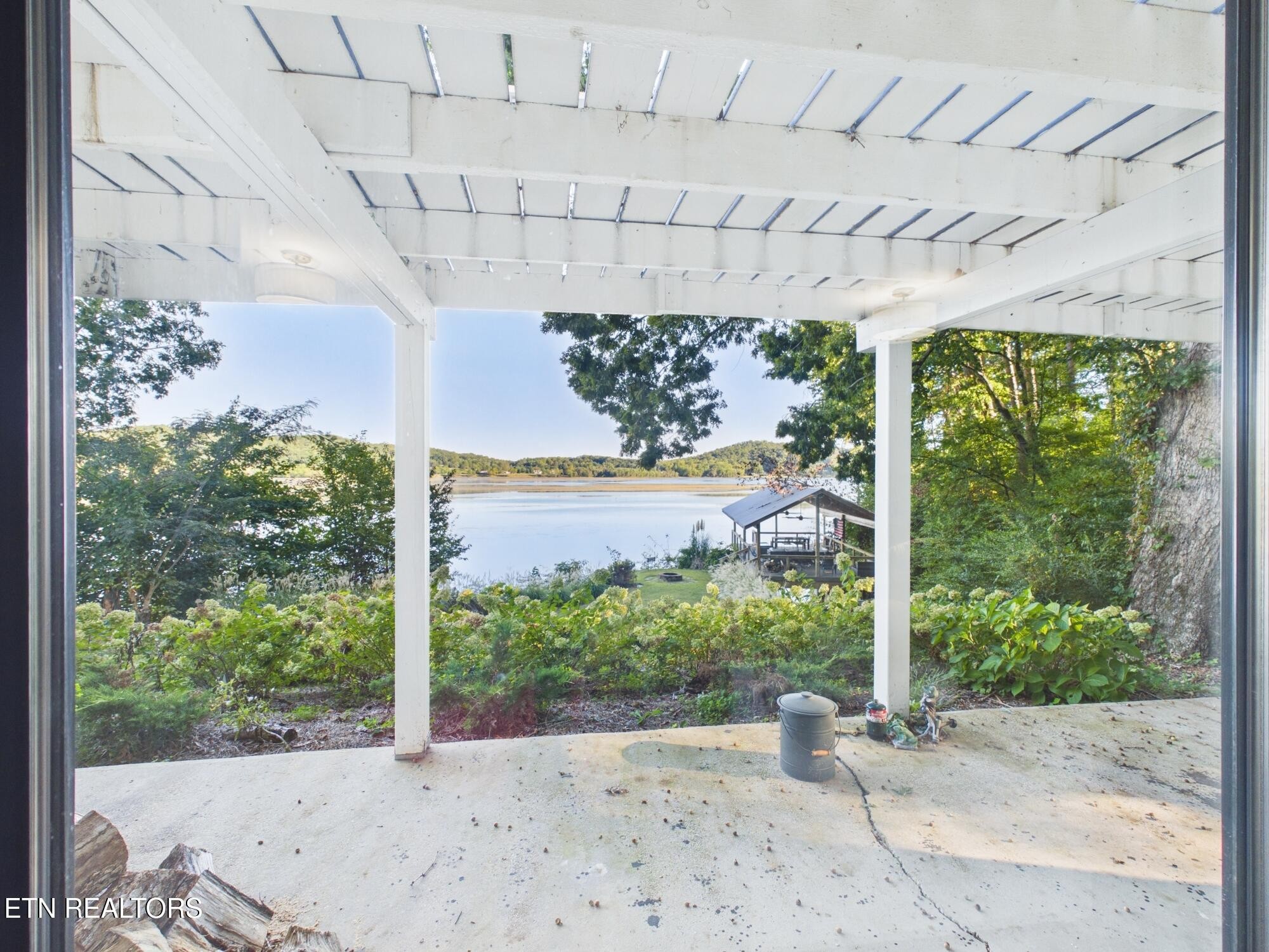 211 Dabbs Drive Property Photo 26
