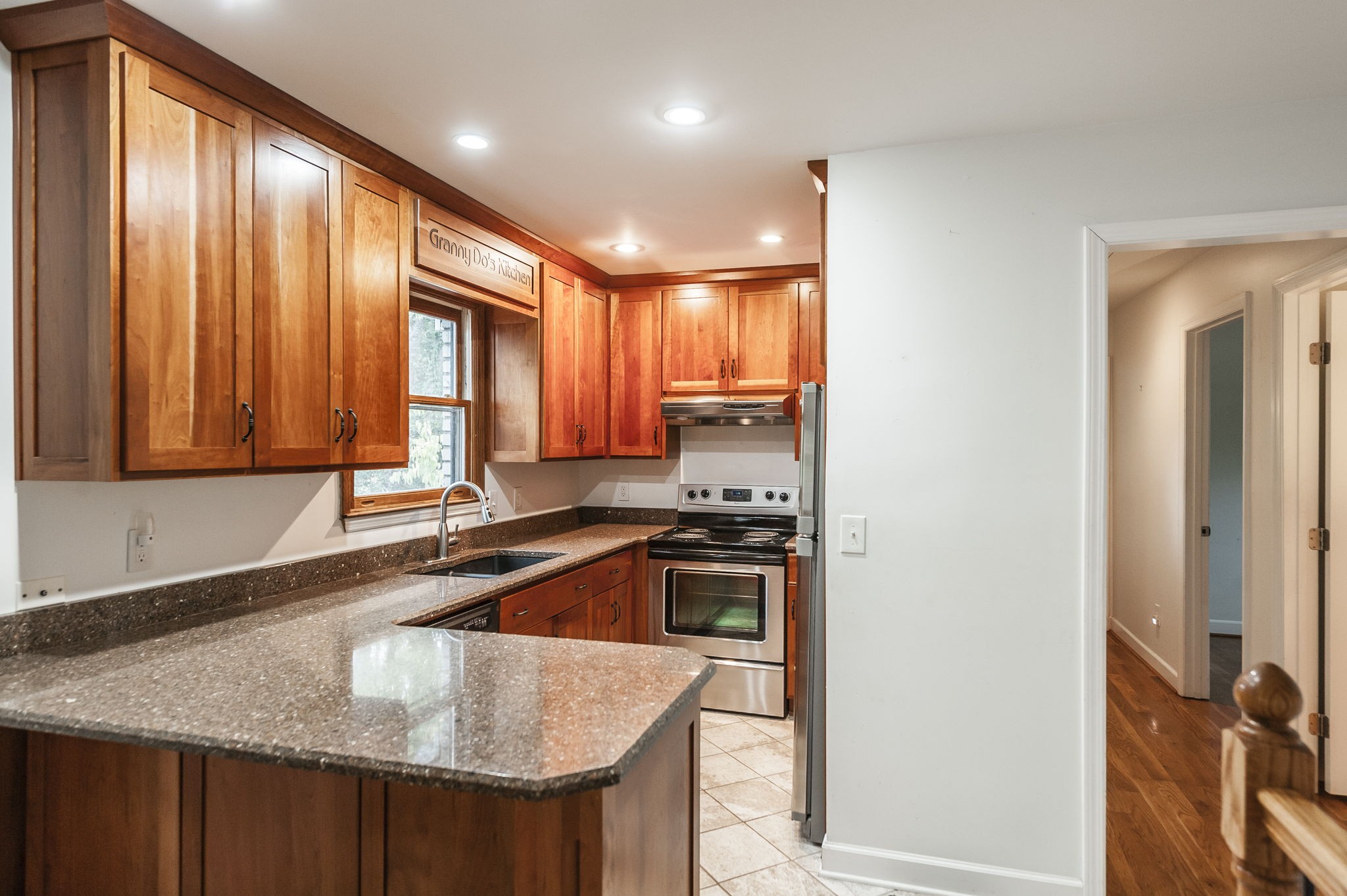 7902 Highway 100 Property Photo 13
