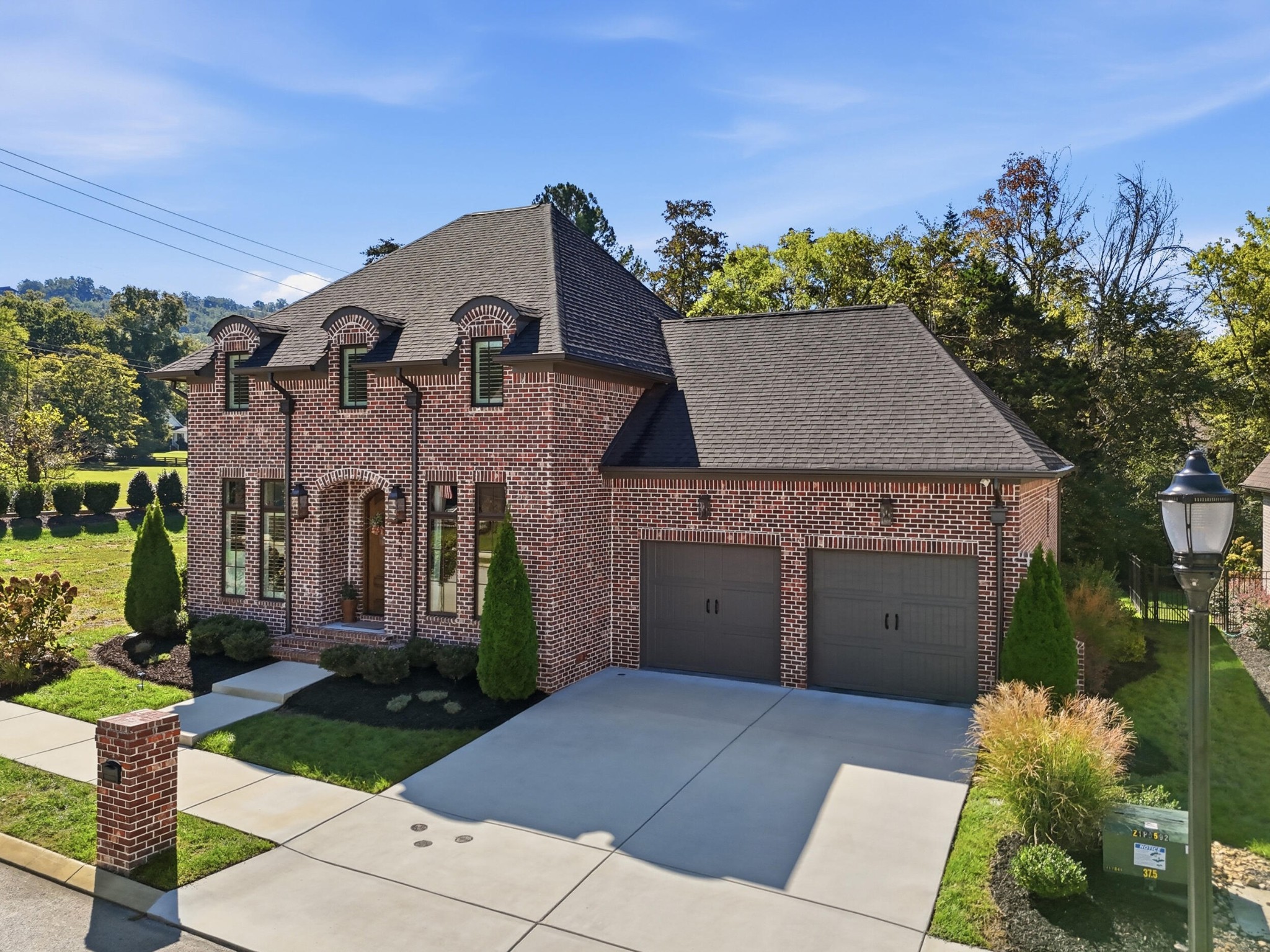 9488 Calder Circle Property Photo 2