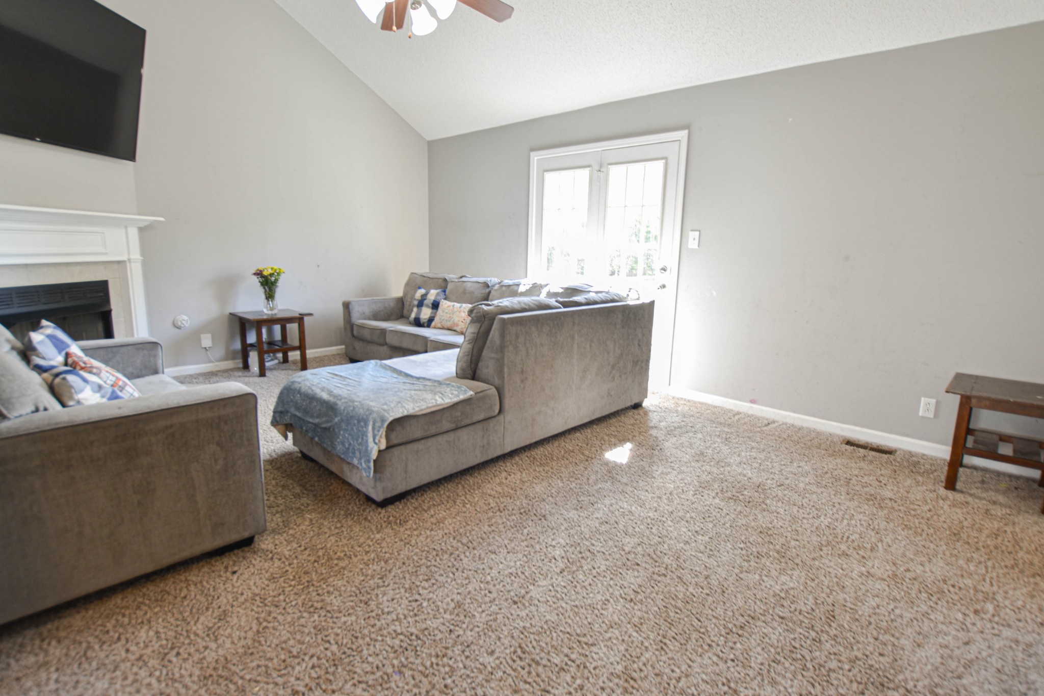 1660 Cedar Springs Court Property Photo 3
