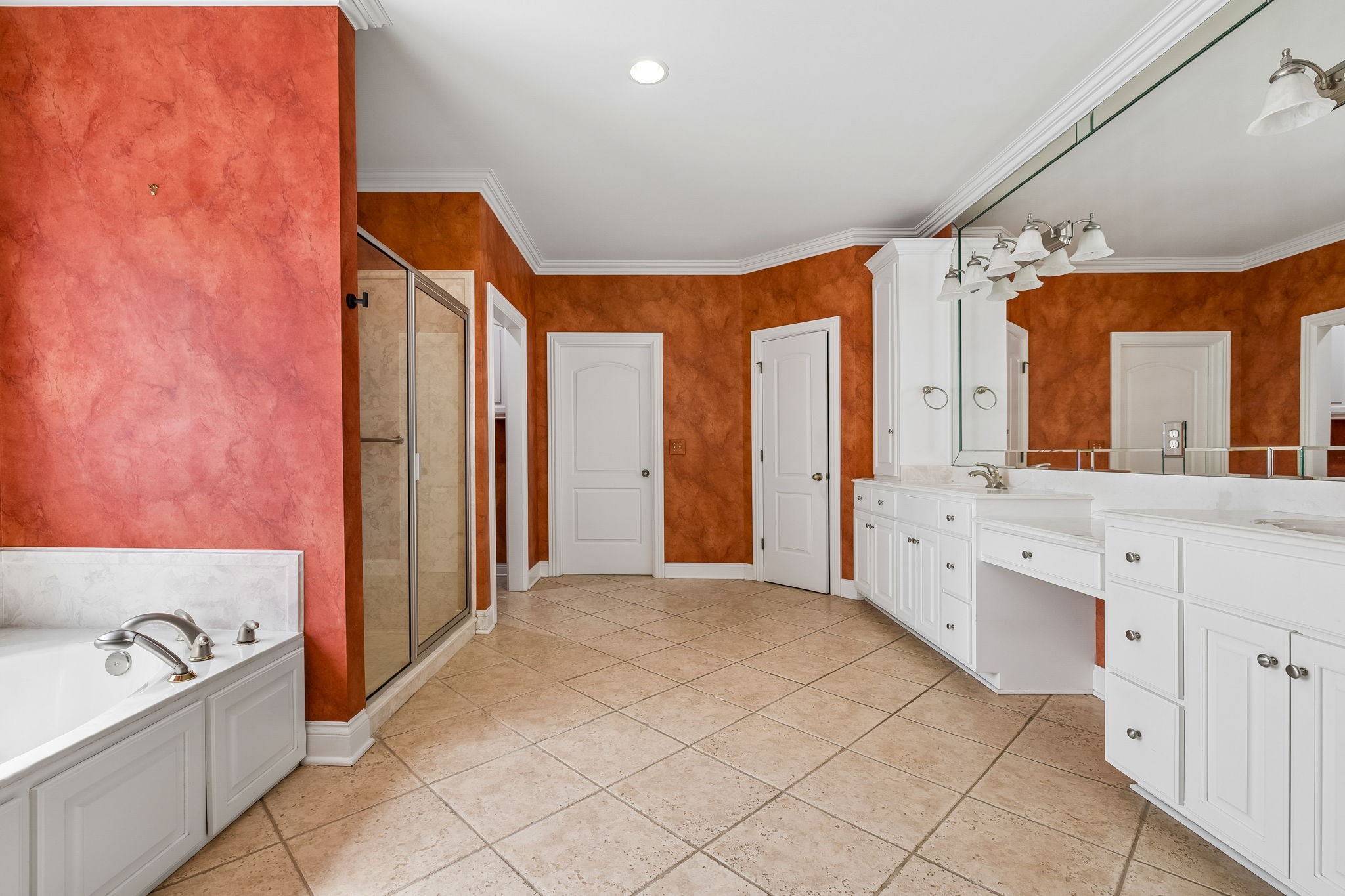 108 Doral Ln Property Photo 32