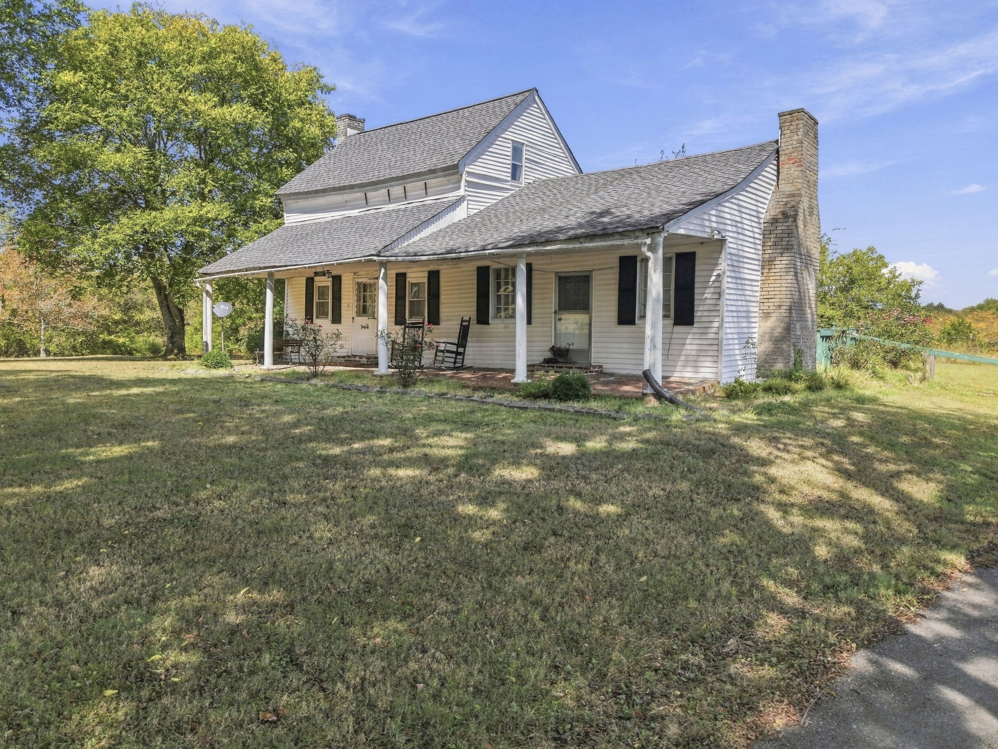 5479 Beech Log Rd Property Photo 1