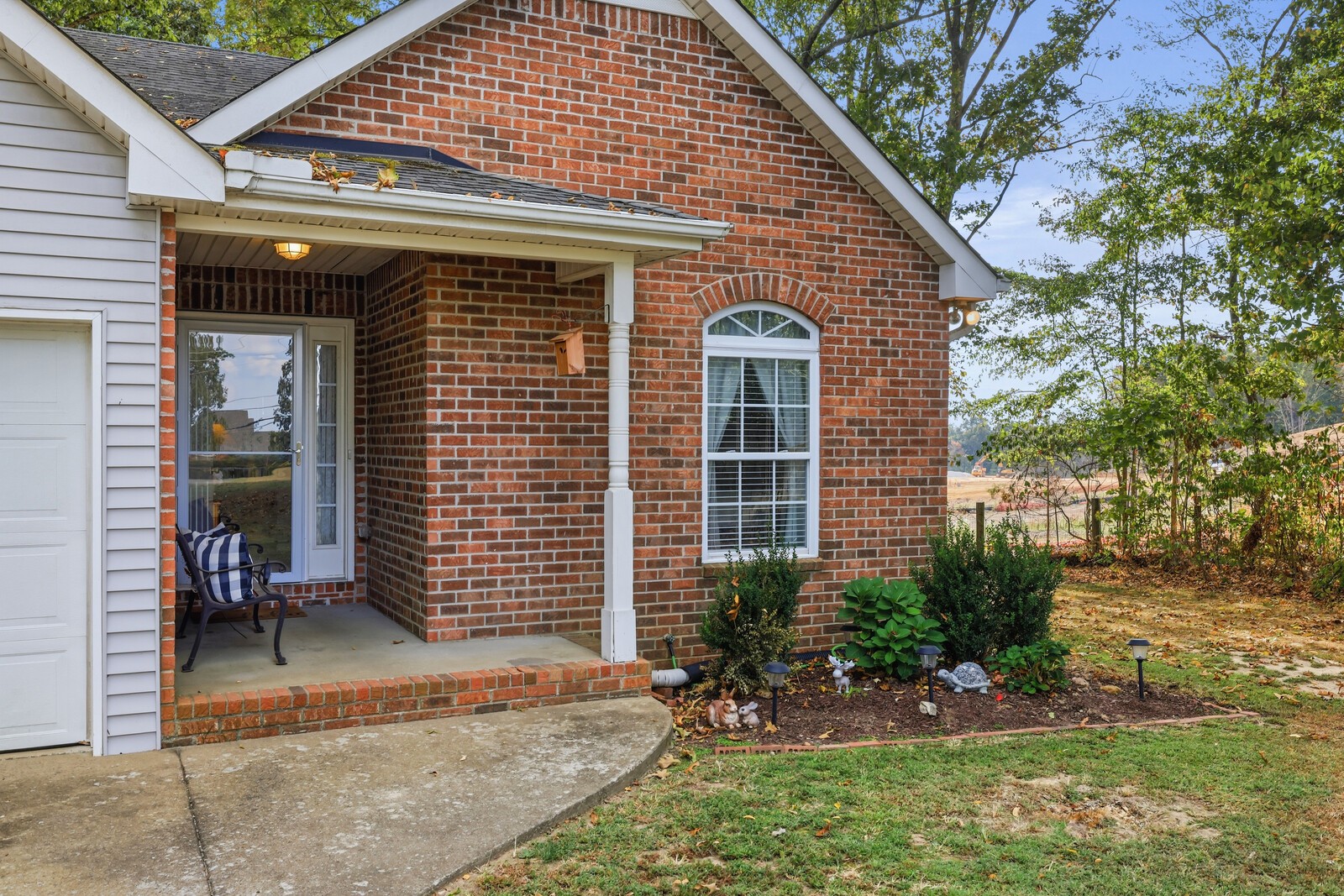 7511 Cox Pike Property Photo 2