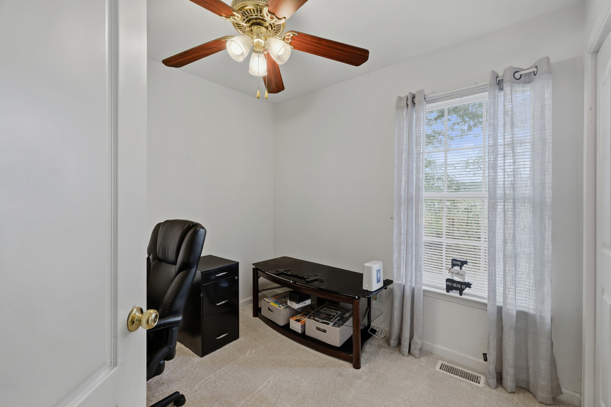 7511 Cox Pike Property Photo 6