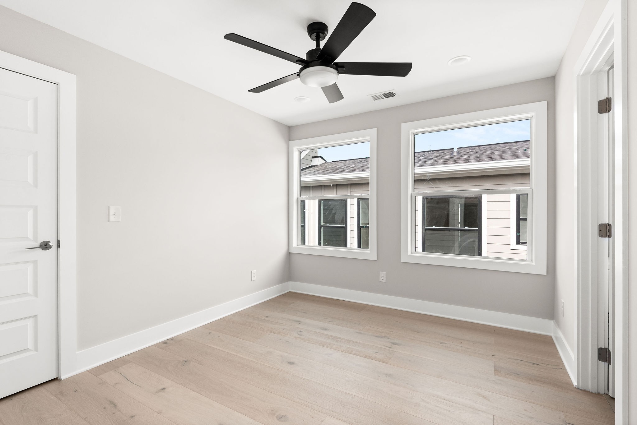 1724a Simpkins St Property Photo 32