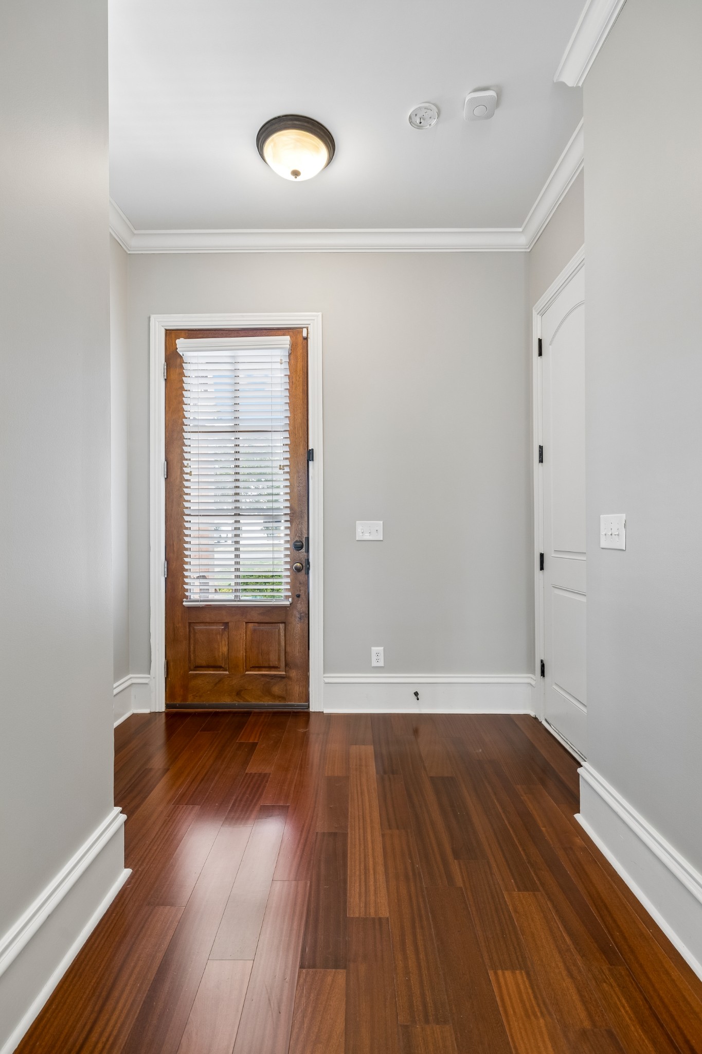 4100b Oriole Pl Property Photo 5