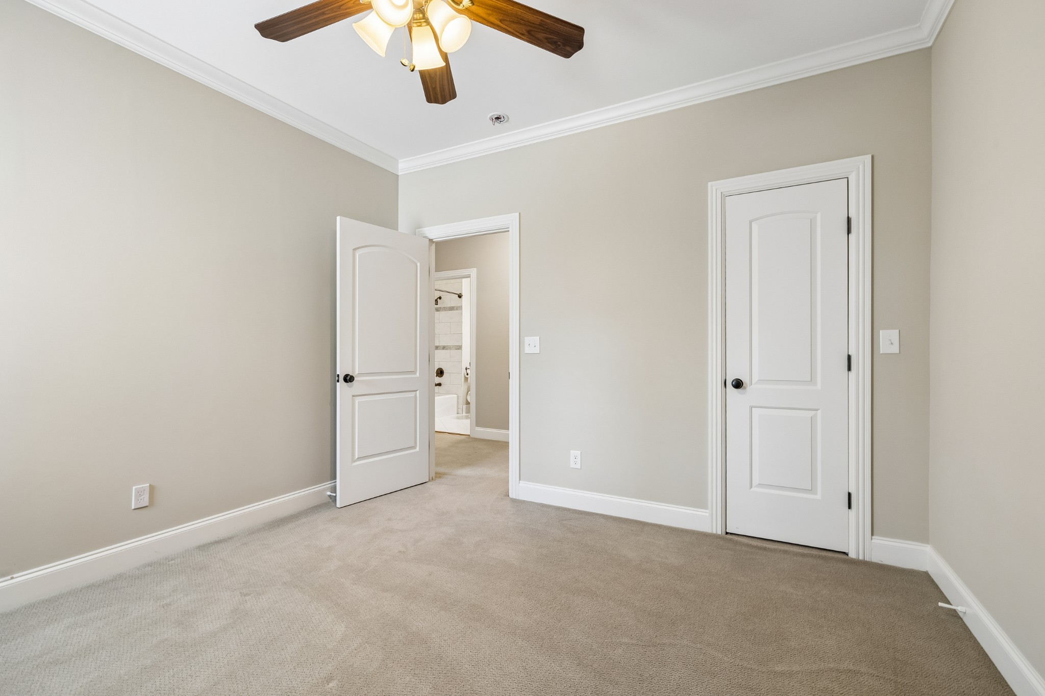 4100b Oriole Pl Property Photo 53