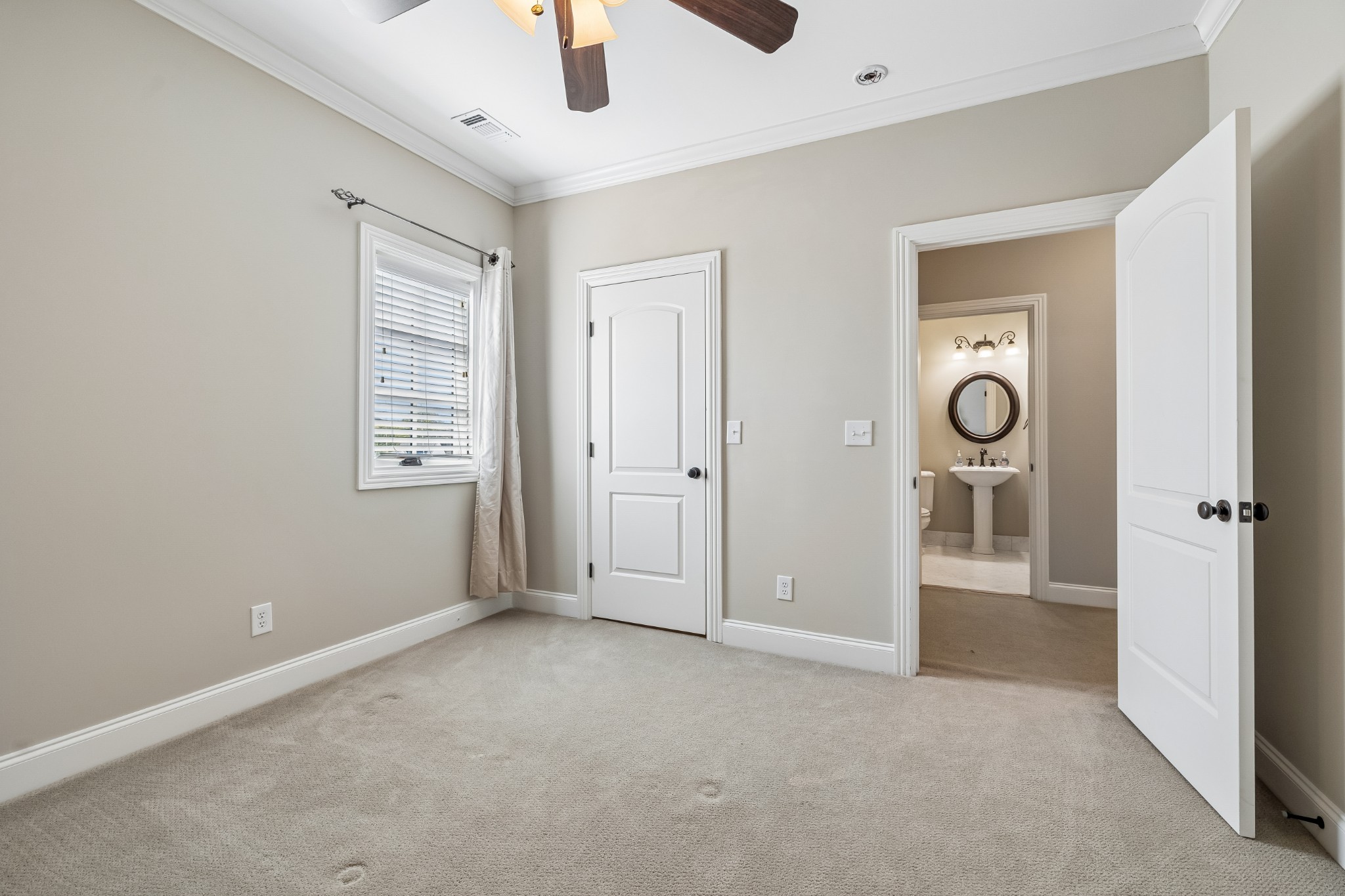 4100b Oriole Pl Property Photo 57