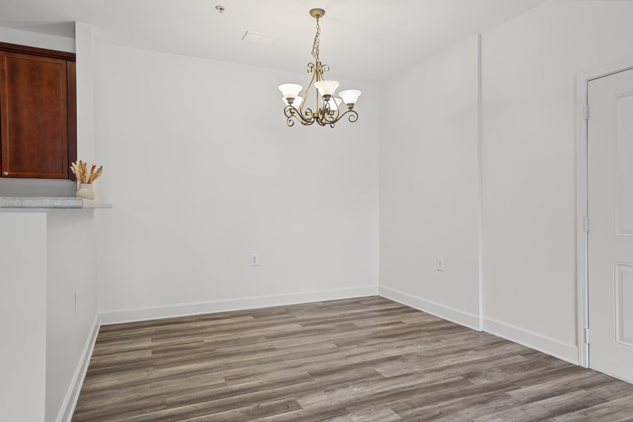 8421 Callabee Way Property Photo 12