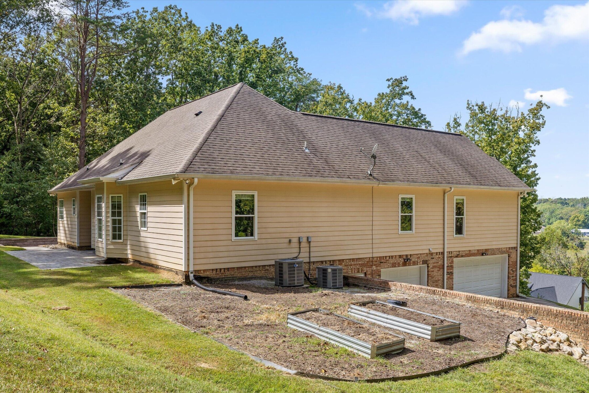 9768 Caseview Drive Property Photo 75