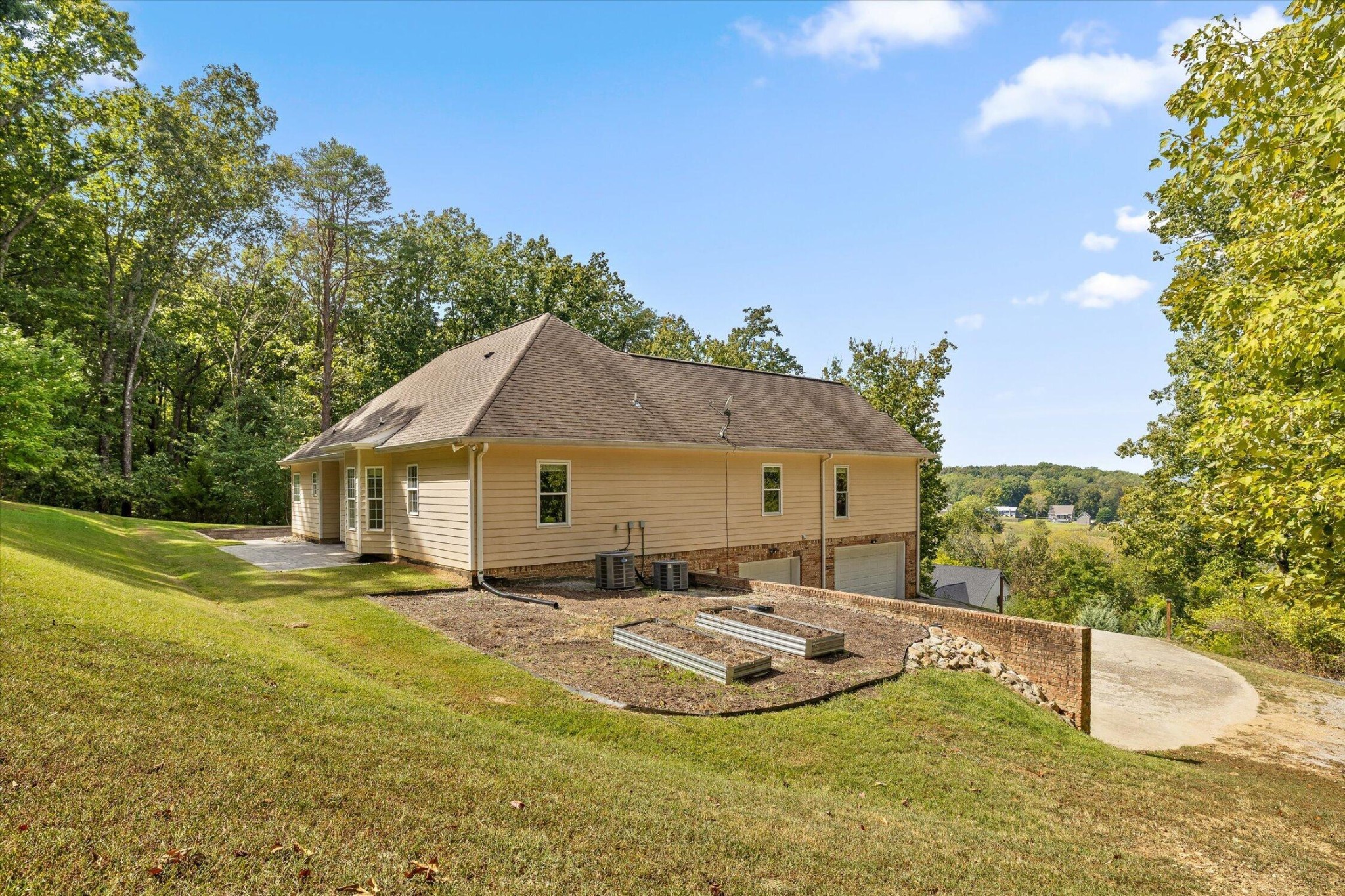 9768 Caseview Drive Property Photo 76