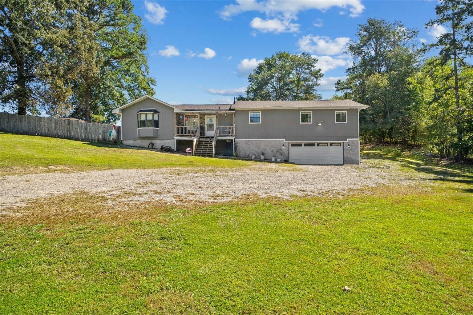 1117 Boss Road Property Photo 1