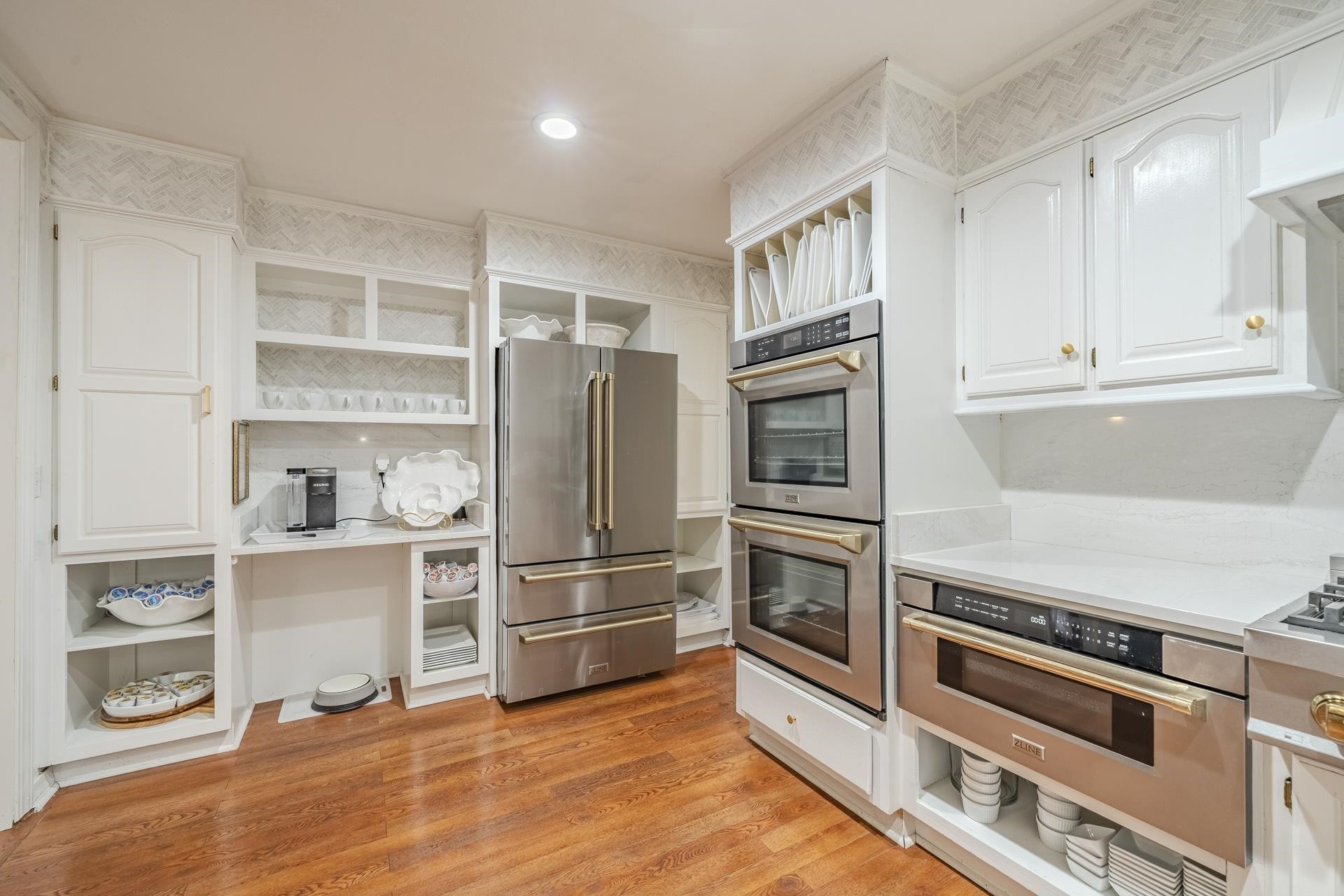 175 Poplar St Property Photo 4