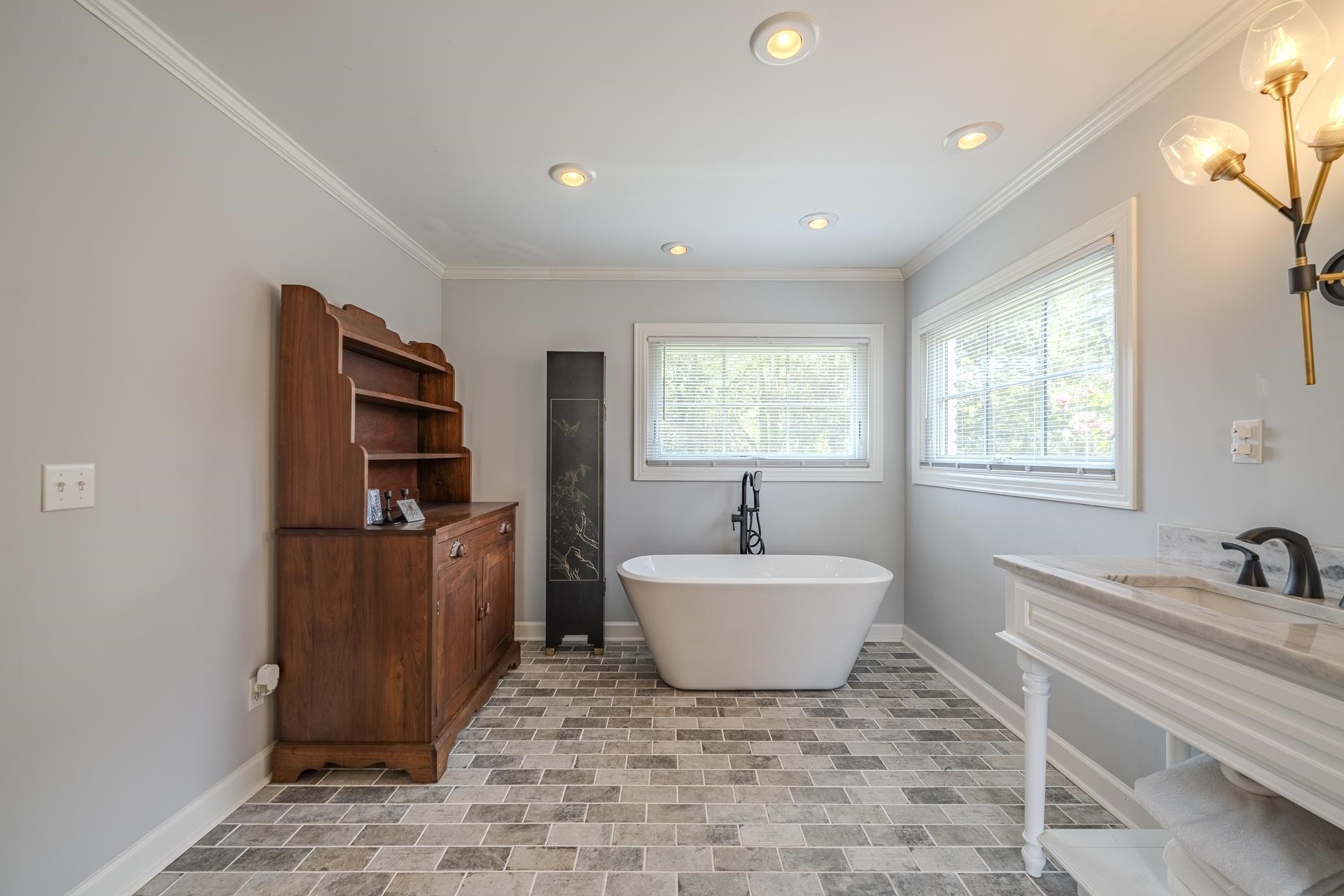 175 Poplar St Property Photo 24