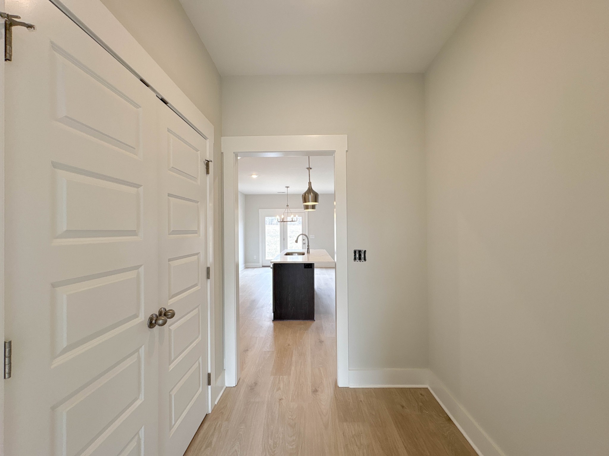 211 Settlers Way Property Photo 16