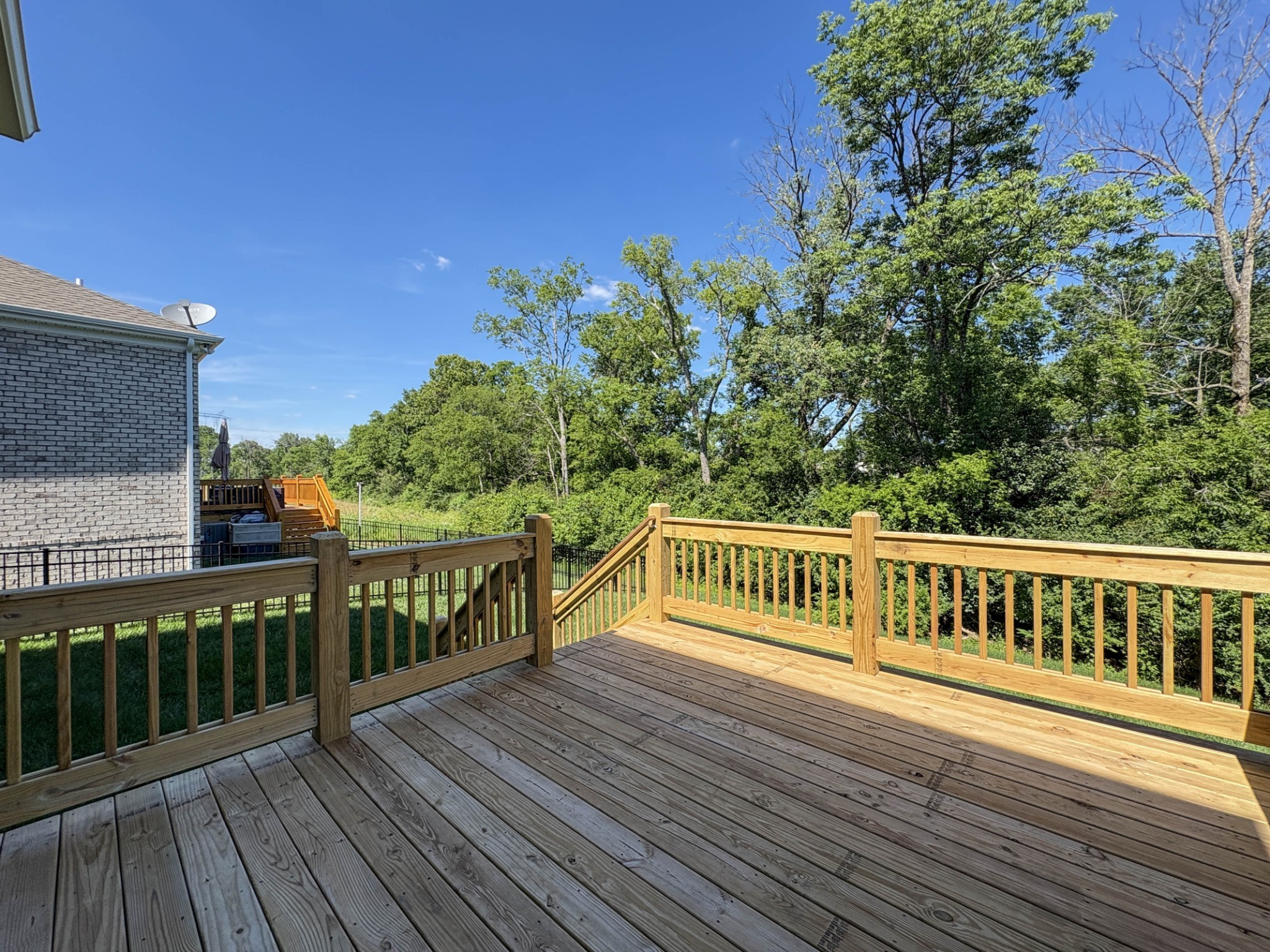 228 Hudson Dr Property Photo 3