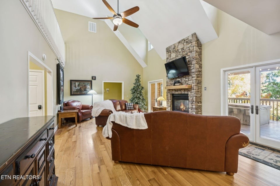 3715 Cinnamon Way Property Photo 12