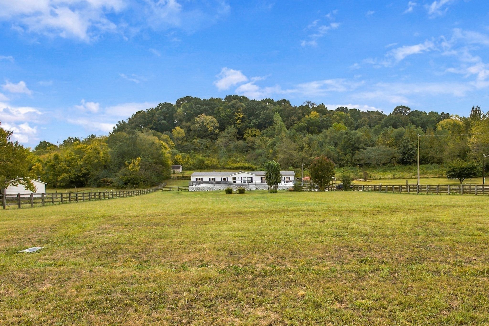 8639 King Hollow Road Property Photo 1