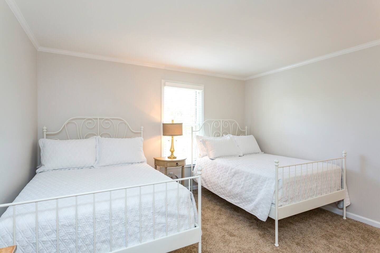 2601 Blakemore Ave Property Photo 19