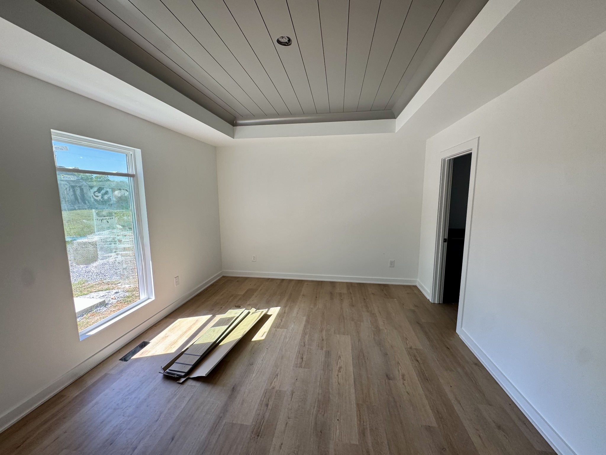 2114 Laws Hill Cir Property Photo 12