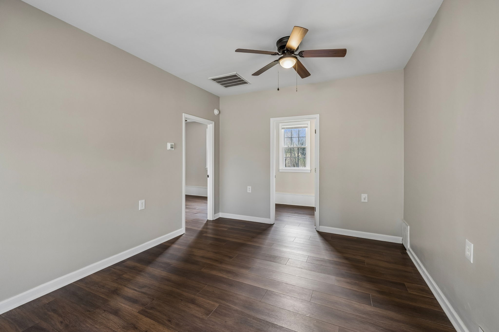 3971 Cantebury Dr Property Photo 46