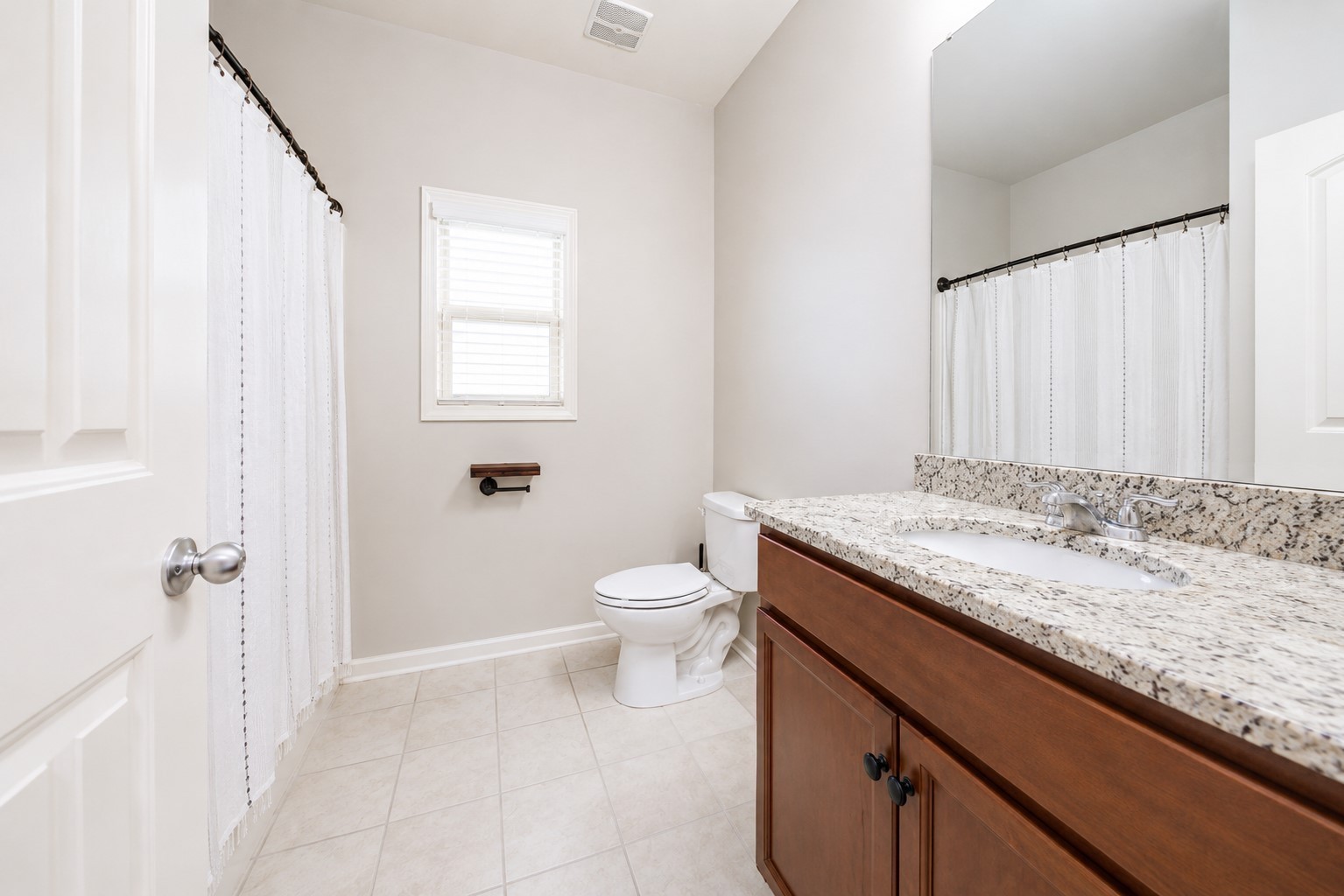4005 Paperbirch Dr Property Photo 16
