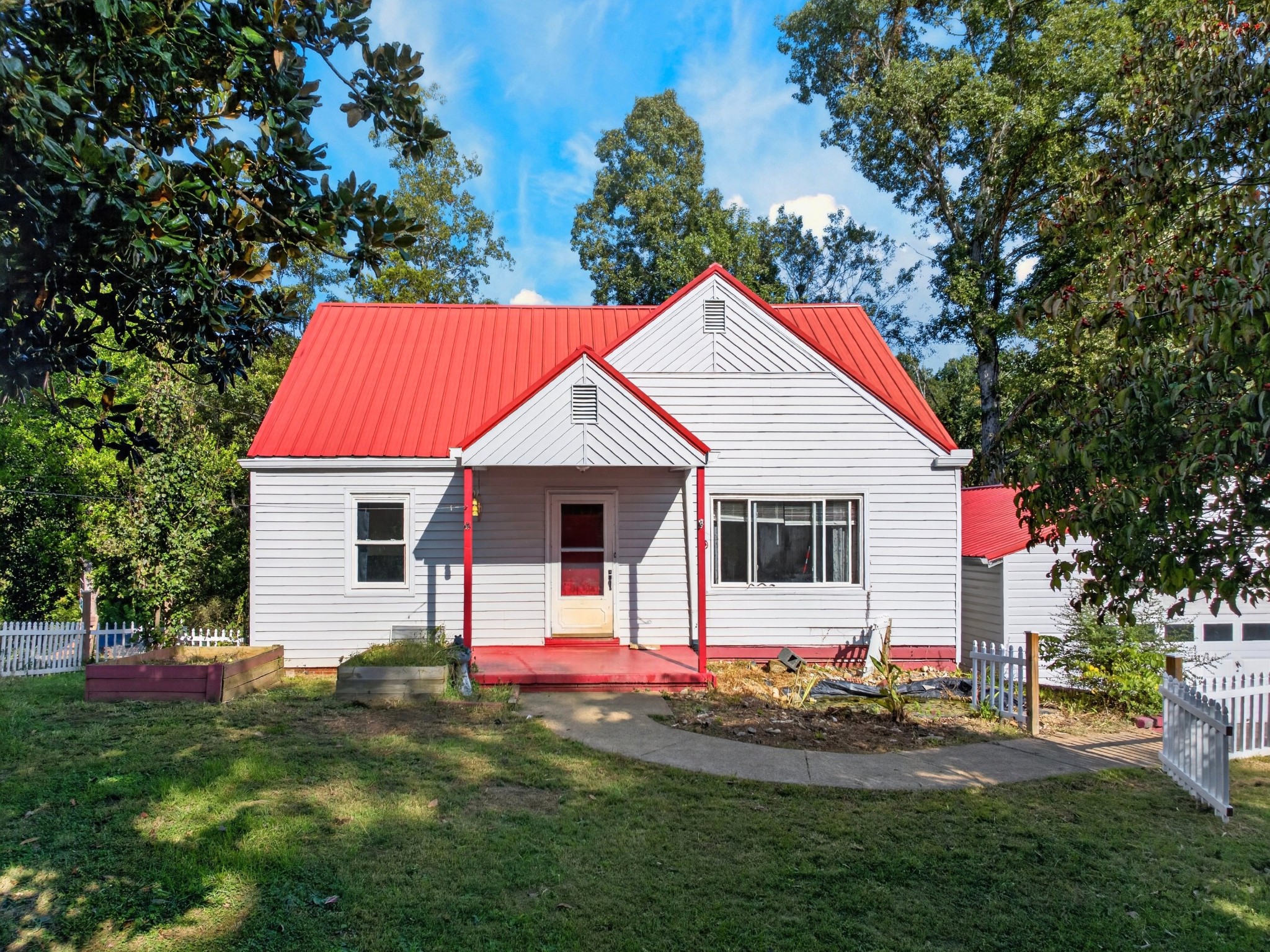 4048 Ridge Rd Property Photo 1