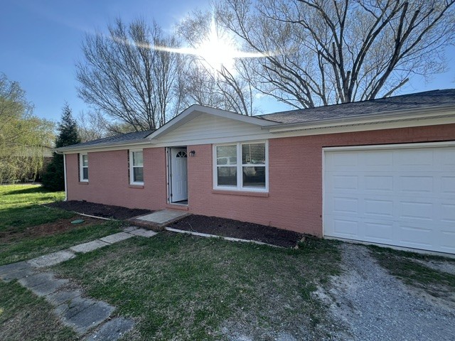267 Royal Dr Property Photo 1