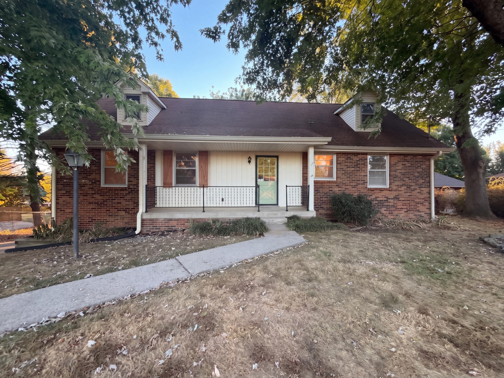 561 Augusta Dr Property Photo 1