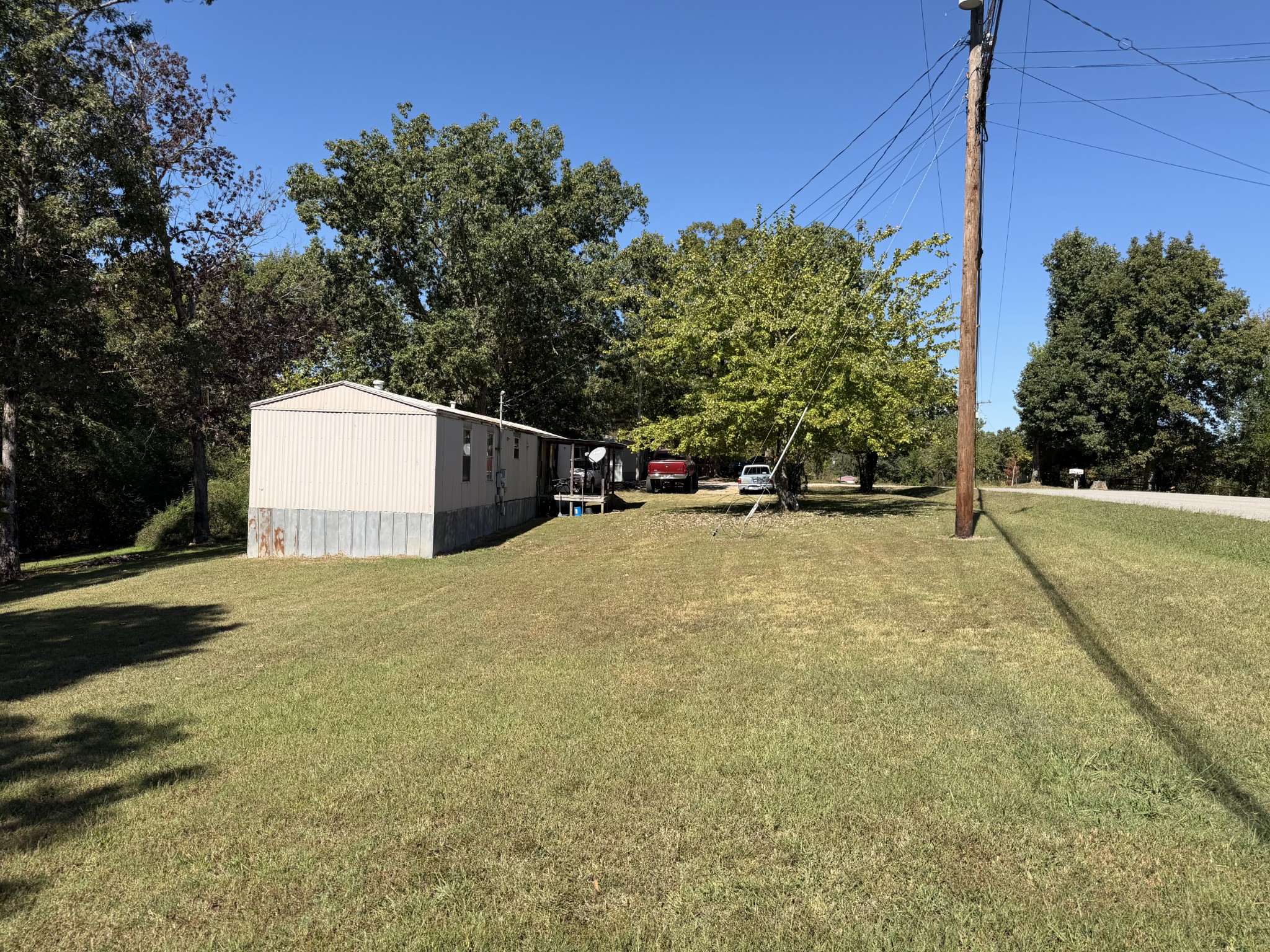 1734 Clydeton Rd Property Photo 2