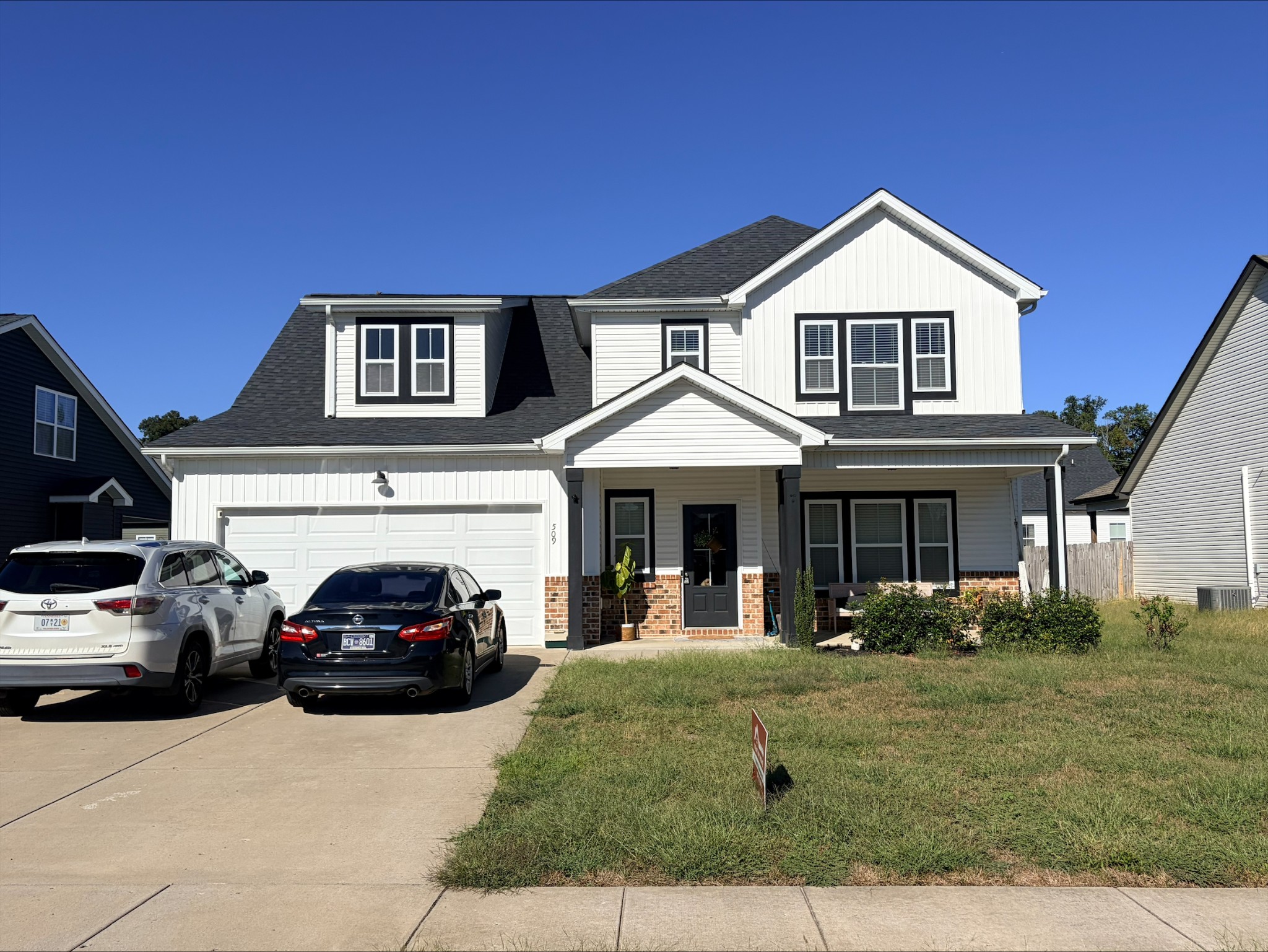 509 Latham Ct Property Photo 1