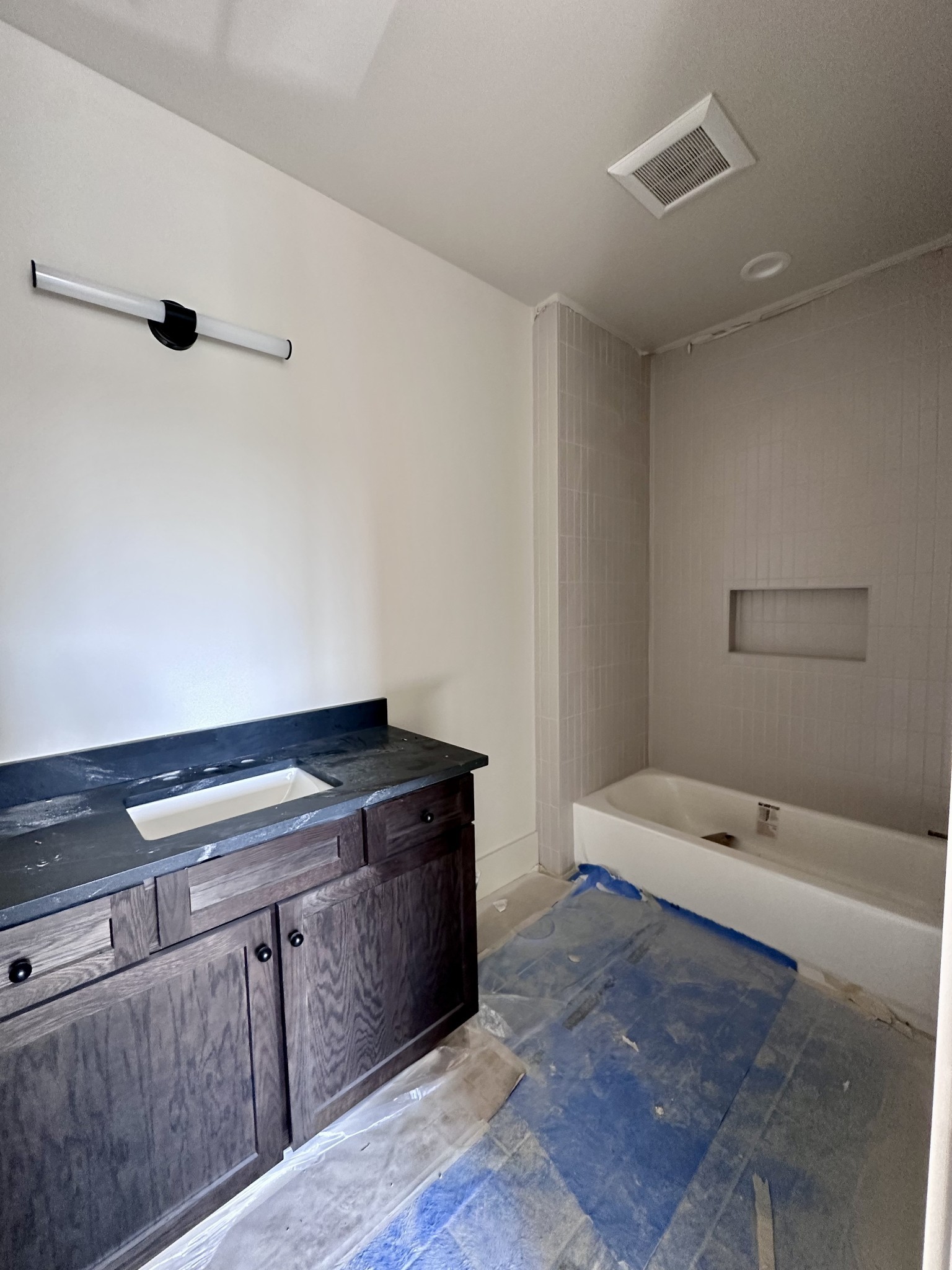 2444 Union Station Dr Property Photo 18