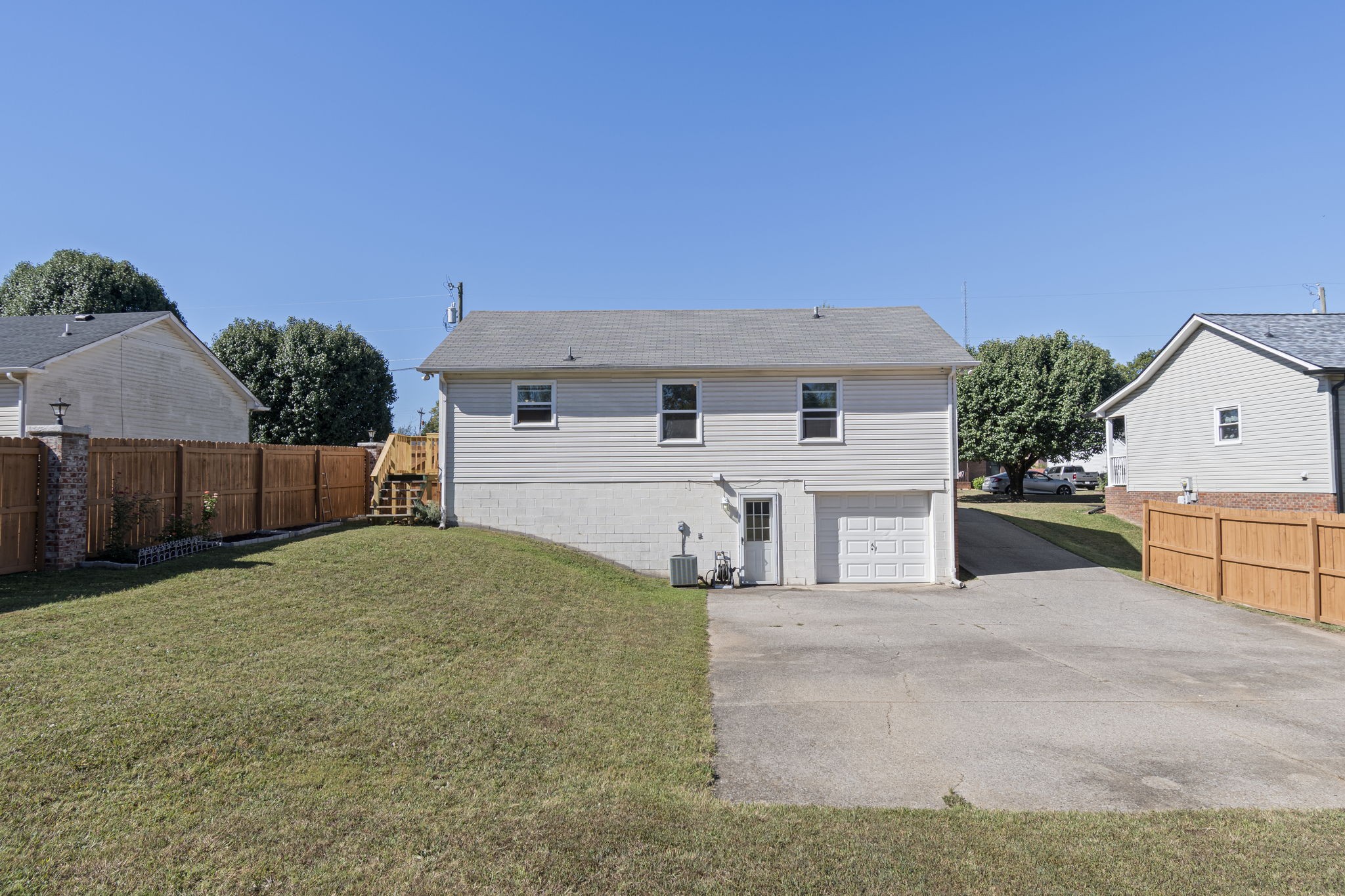 2632 Queen Anne Ct Property Photo 32