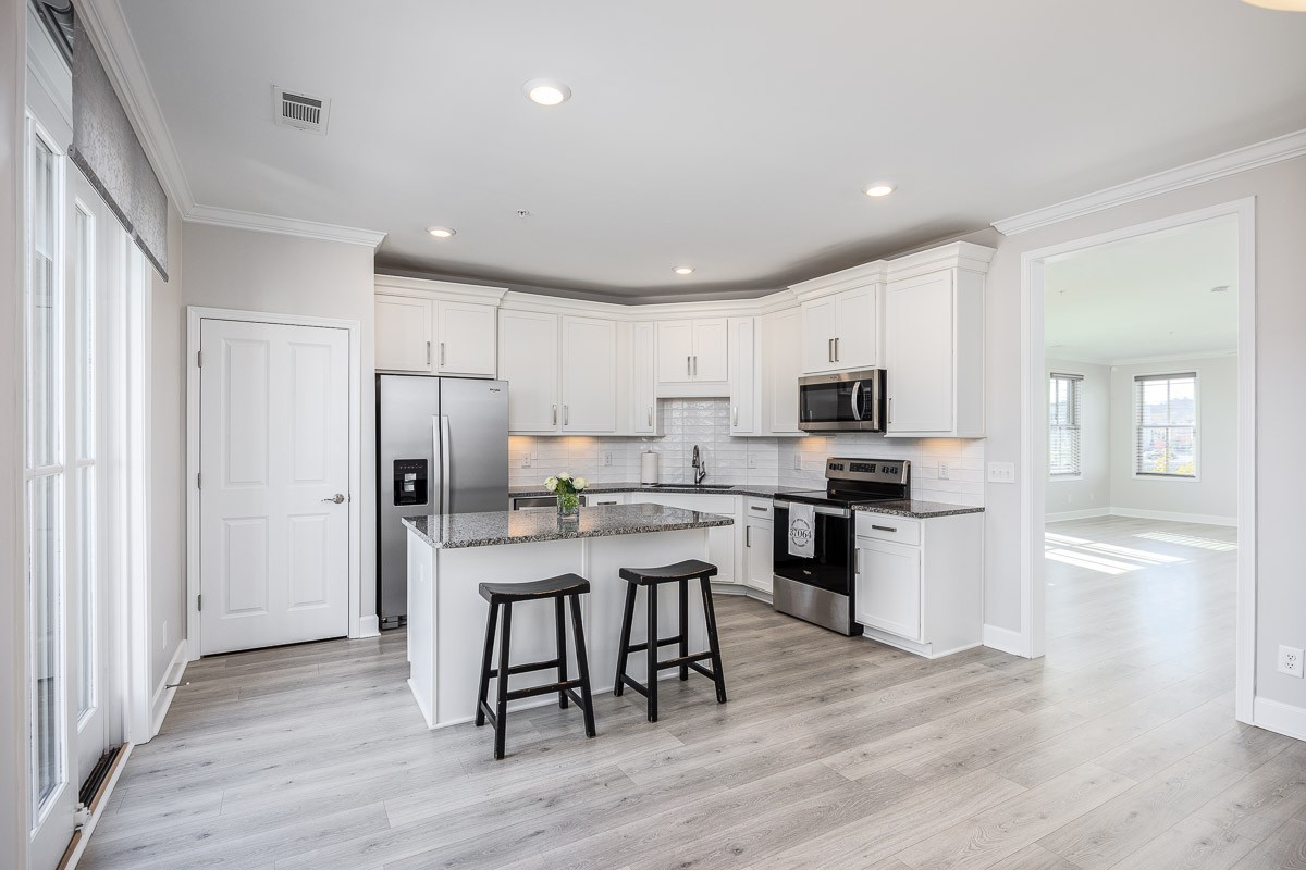 8086 Berry Farms Xing Property Photo 4