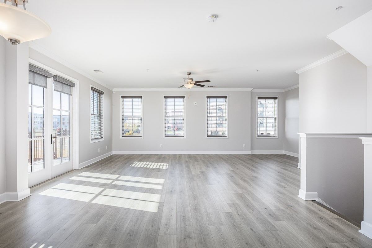 8086 Berry Farms Xing Property Photo 6