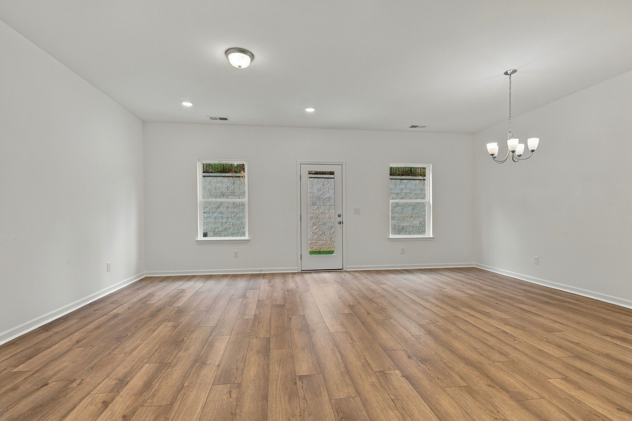 136 Ironhorse Way Property Photo 13