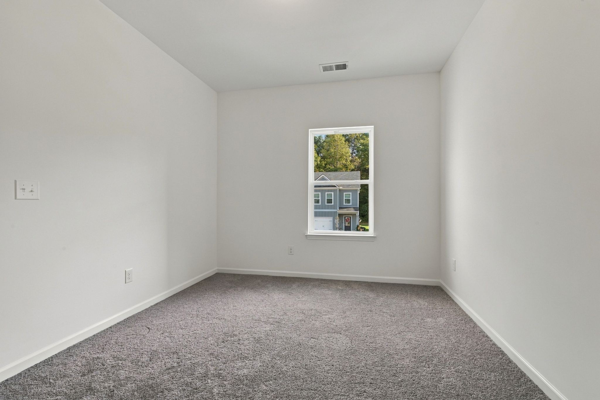 136 Ironhorse Way Property Photo 24