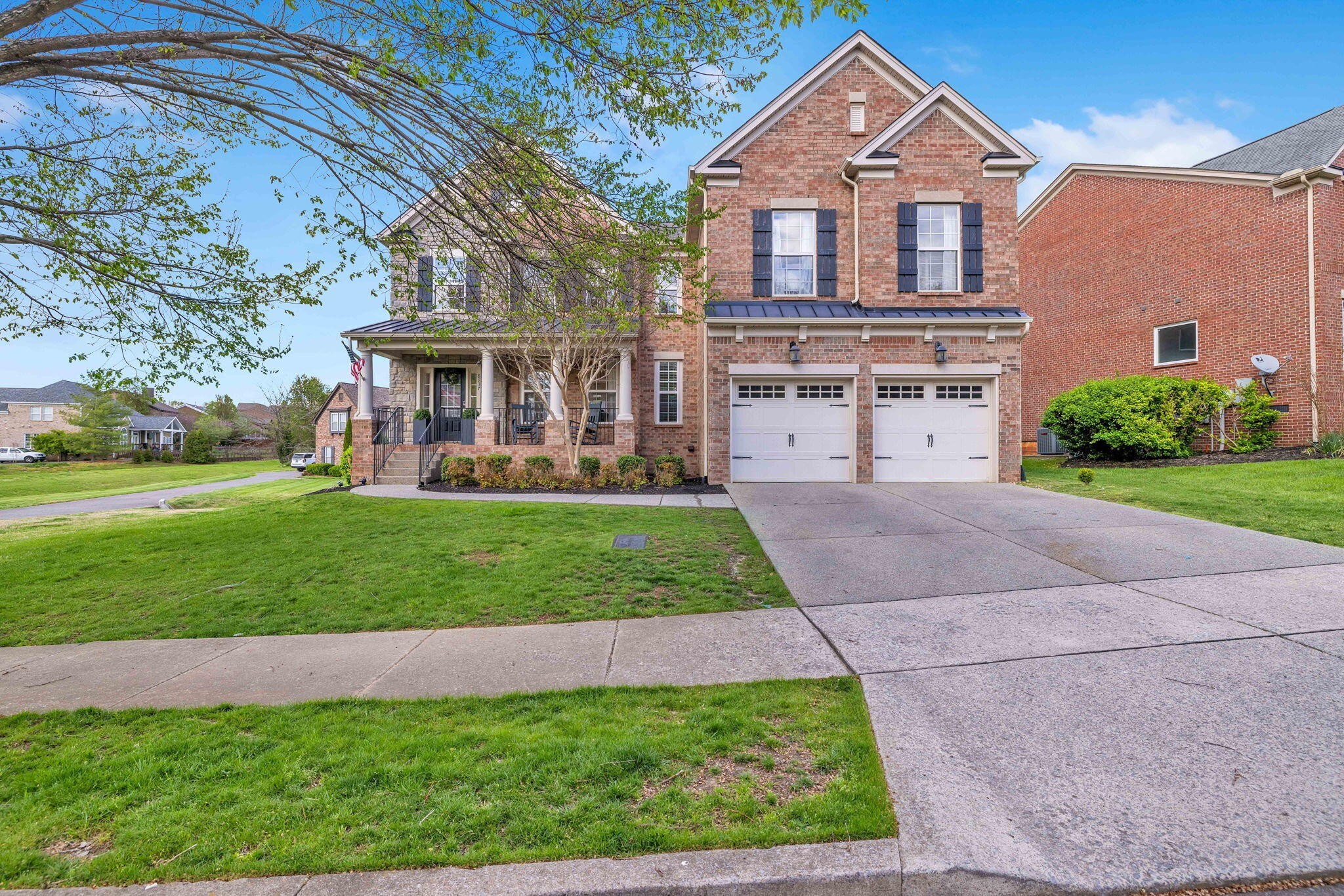 8937 Macauley Ln Property Photo 1